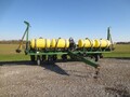 2001 John Deere 1750 Planter