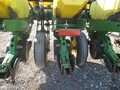 2001 John Deere 1750 Planter