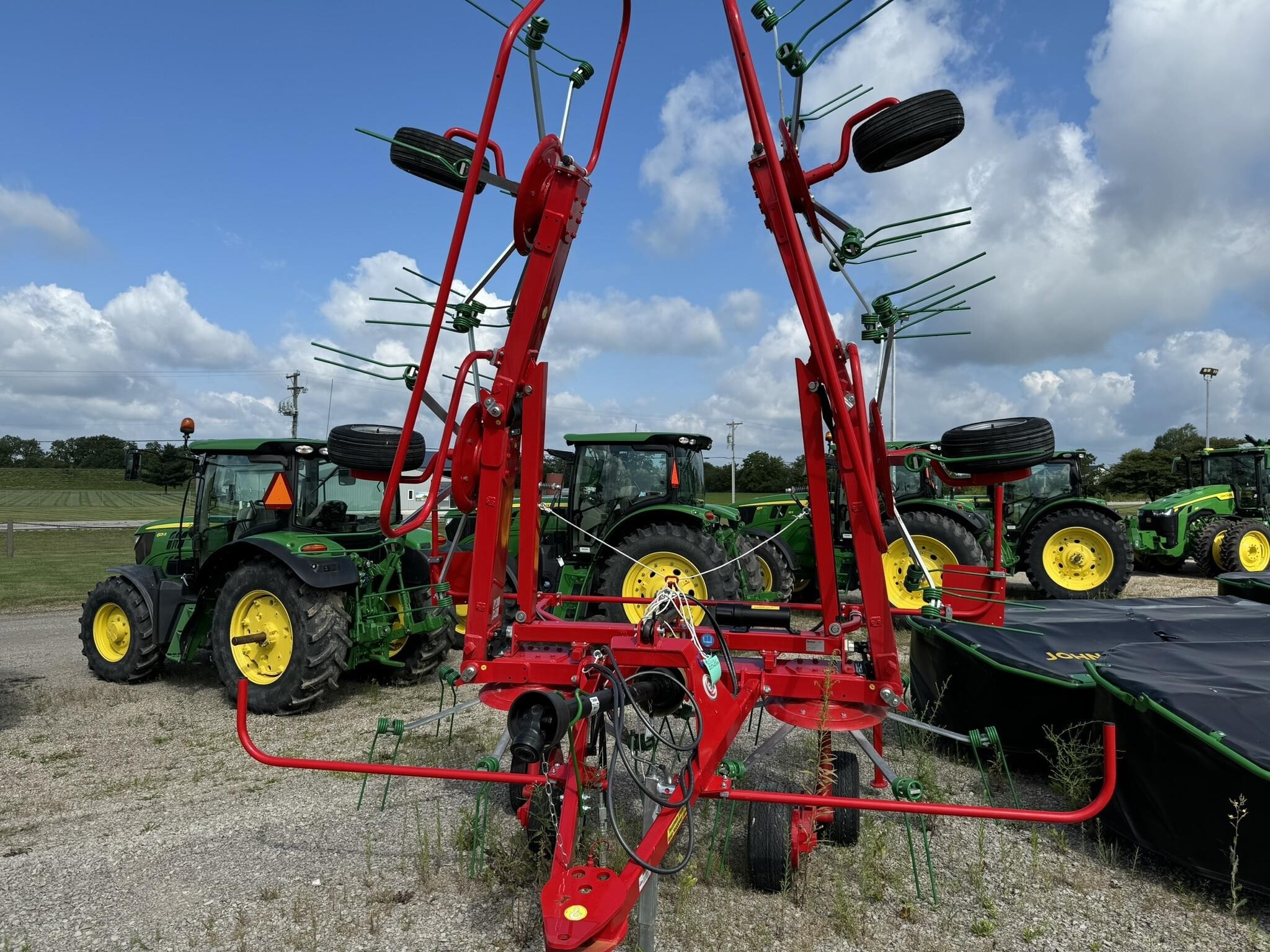 2022 Enorossi G6V 740PTH Tedder