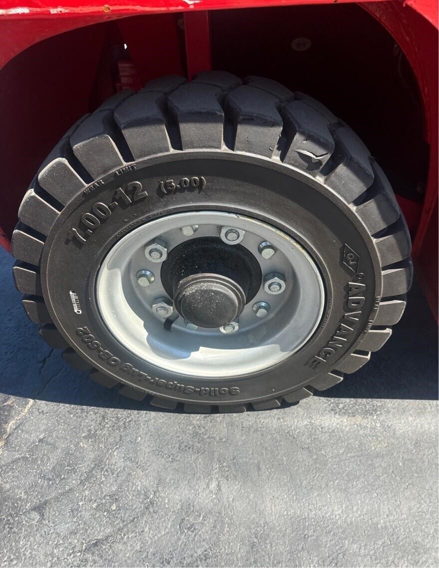 2022 Manitou MI40G Forklift