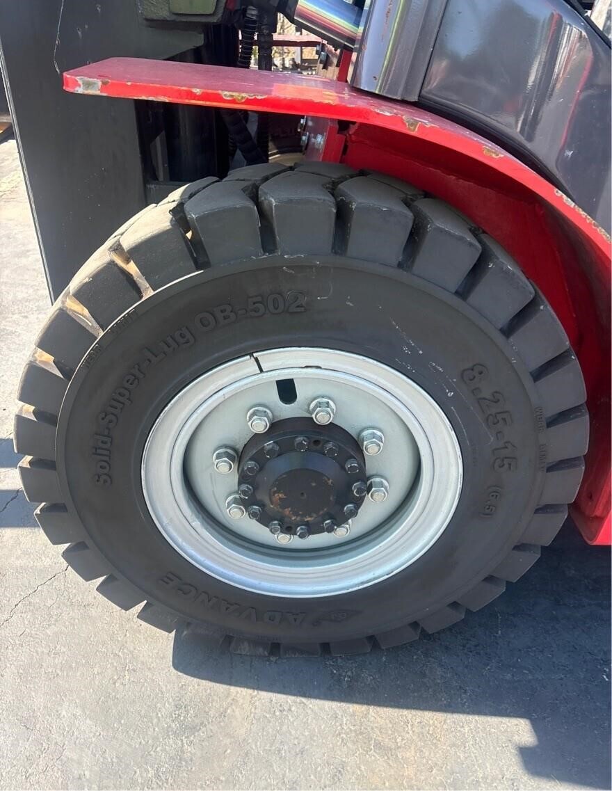 2022 Manitou MI40G Forklift