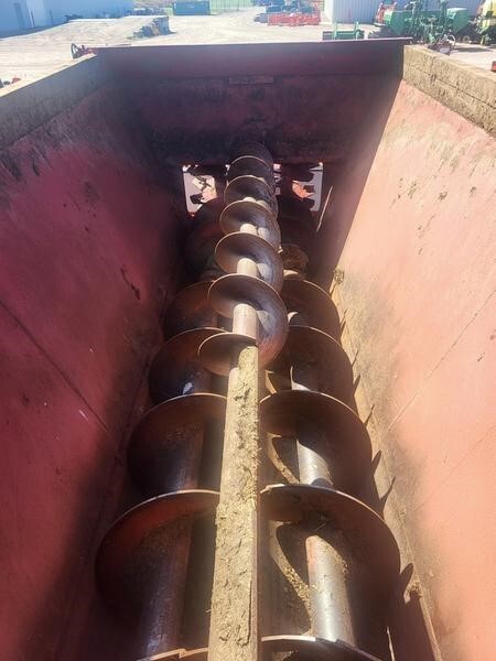 2021 Meyer SXR500T Manure Spreader