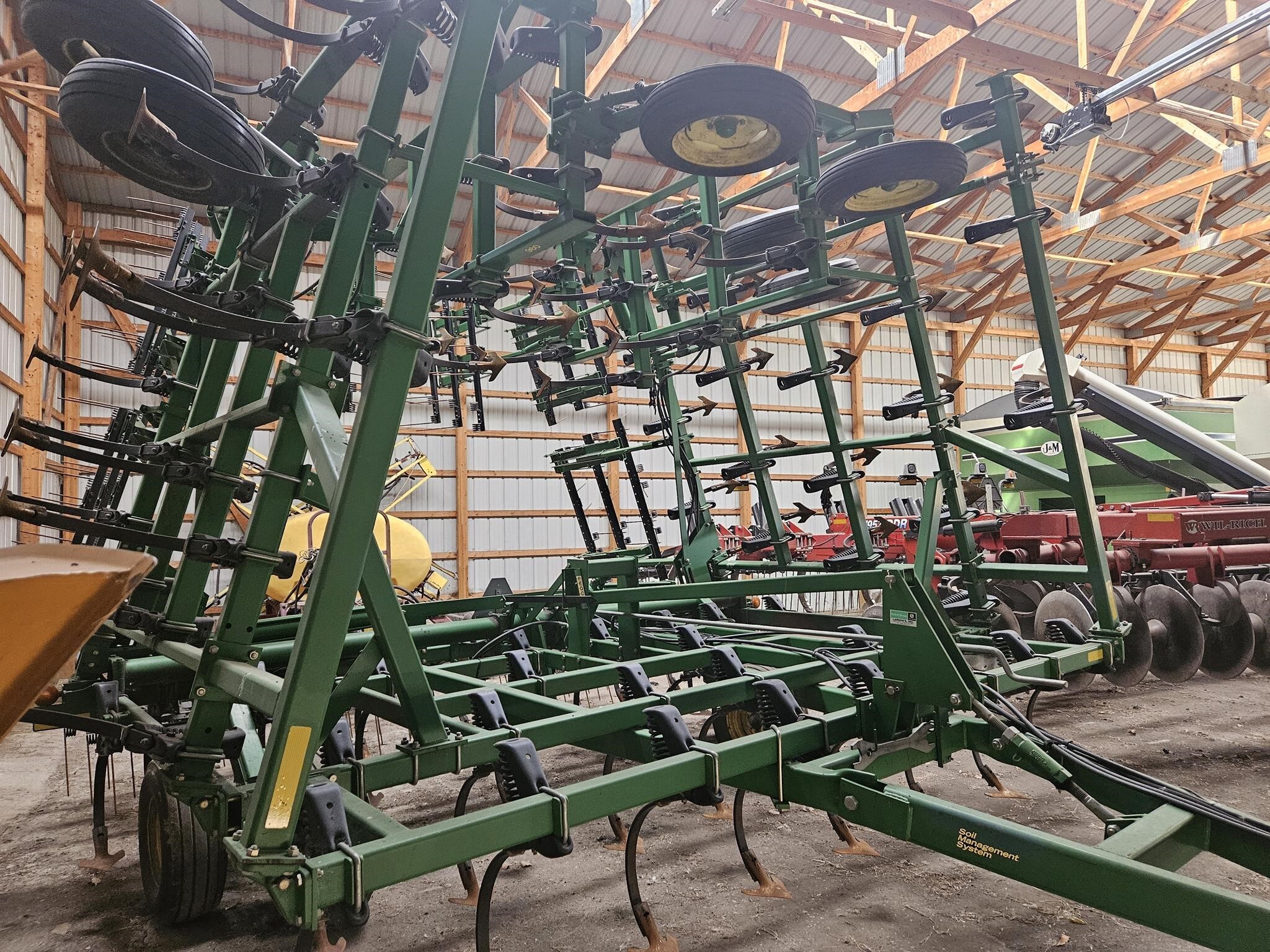 2003 John Deere 980 Field Cultivator