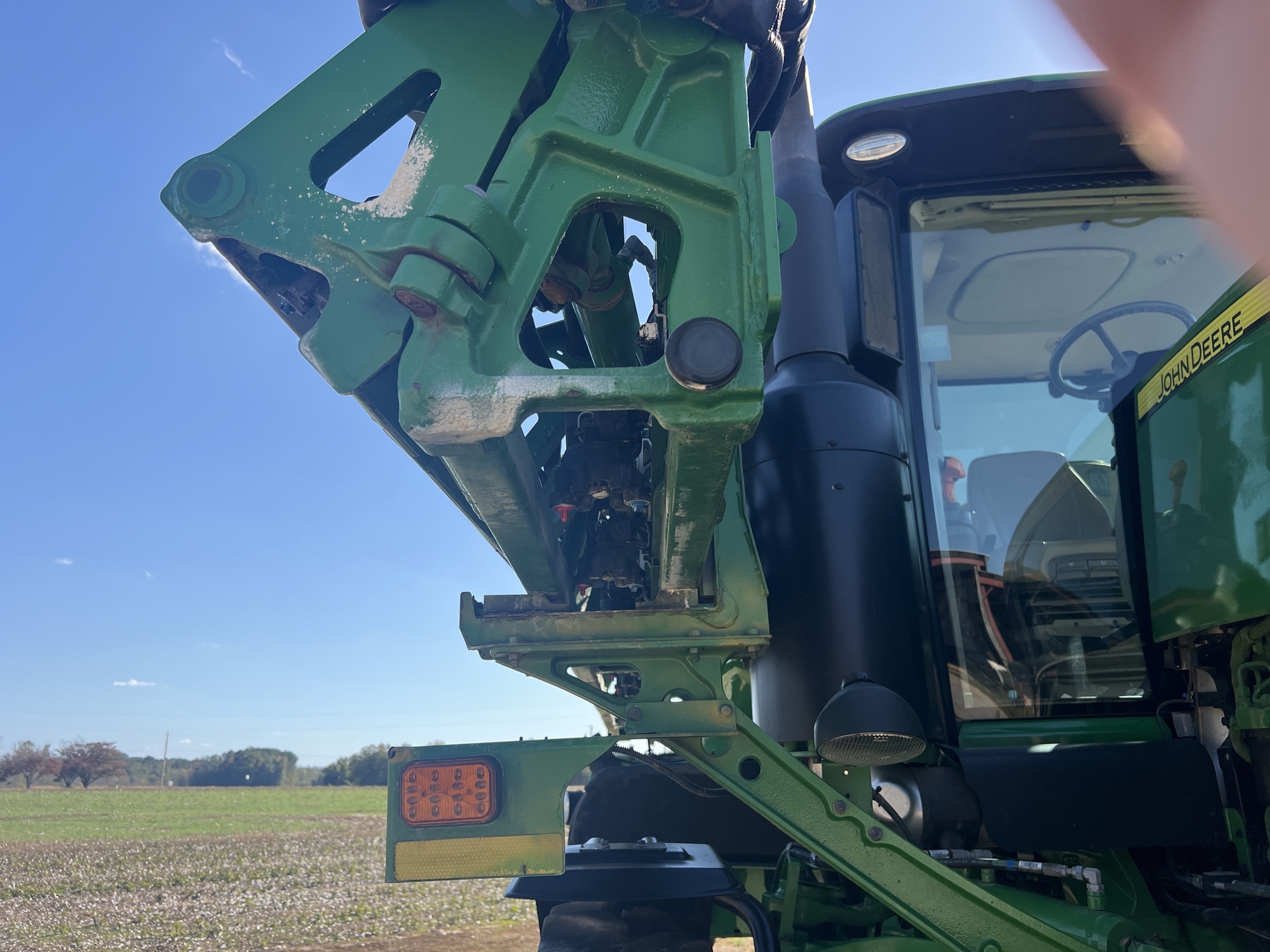 2021 John Deere R4030 Self-Propelled Sprayer