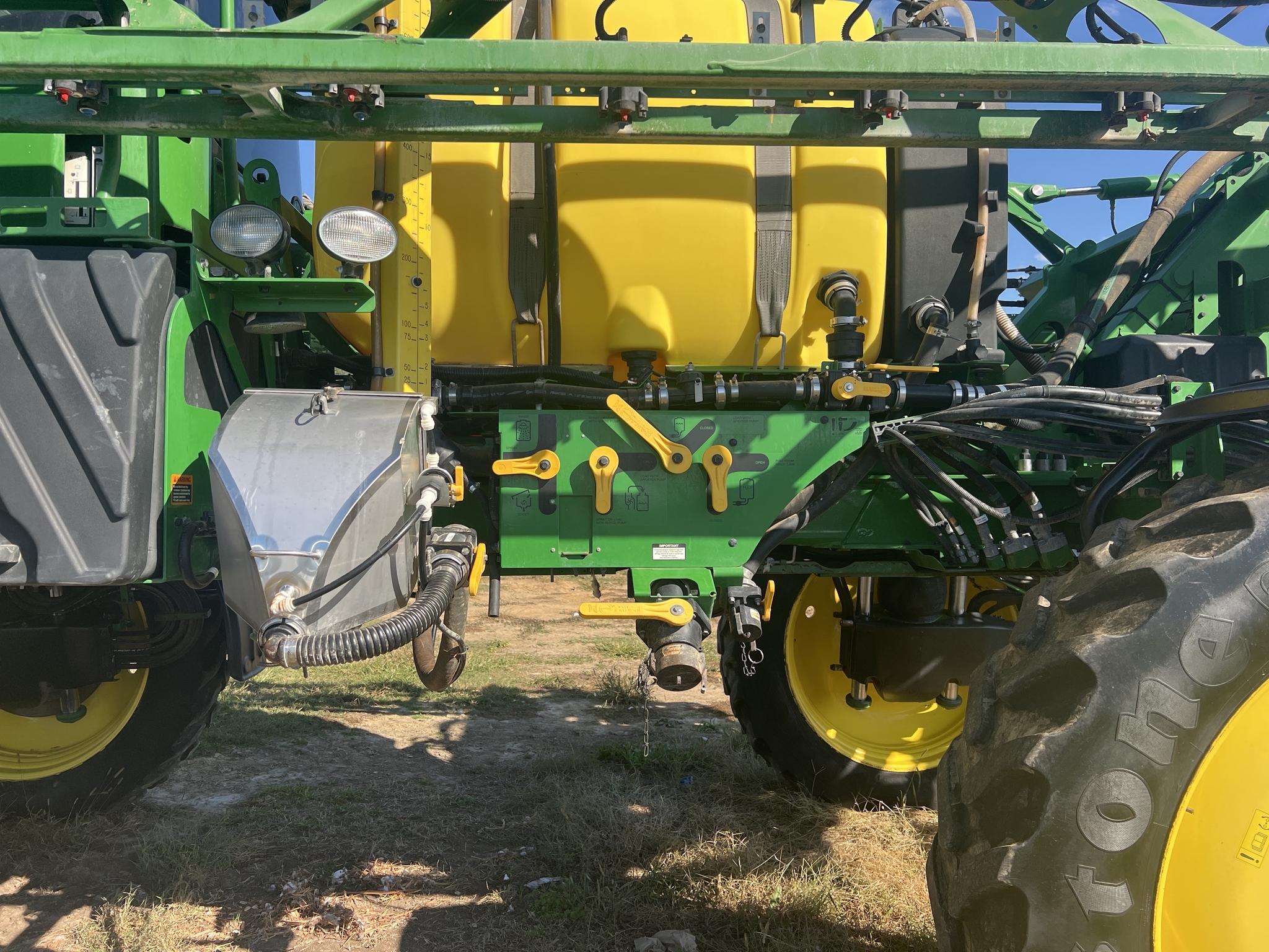 2021 John Deere R4030 Self-Propelled Sprayer