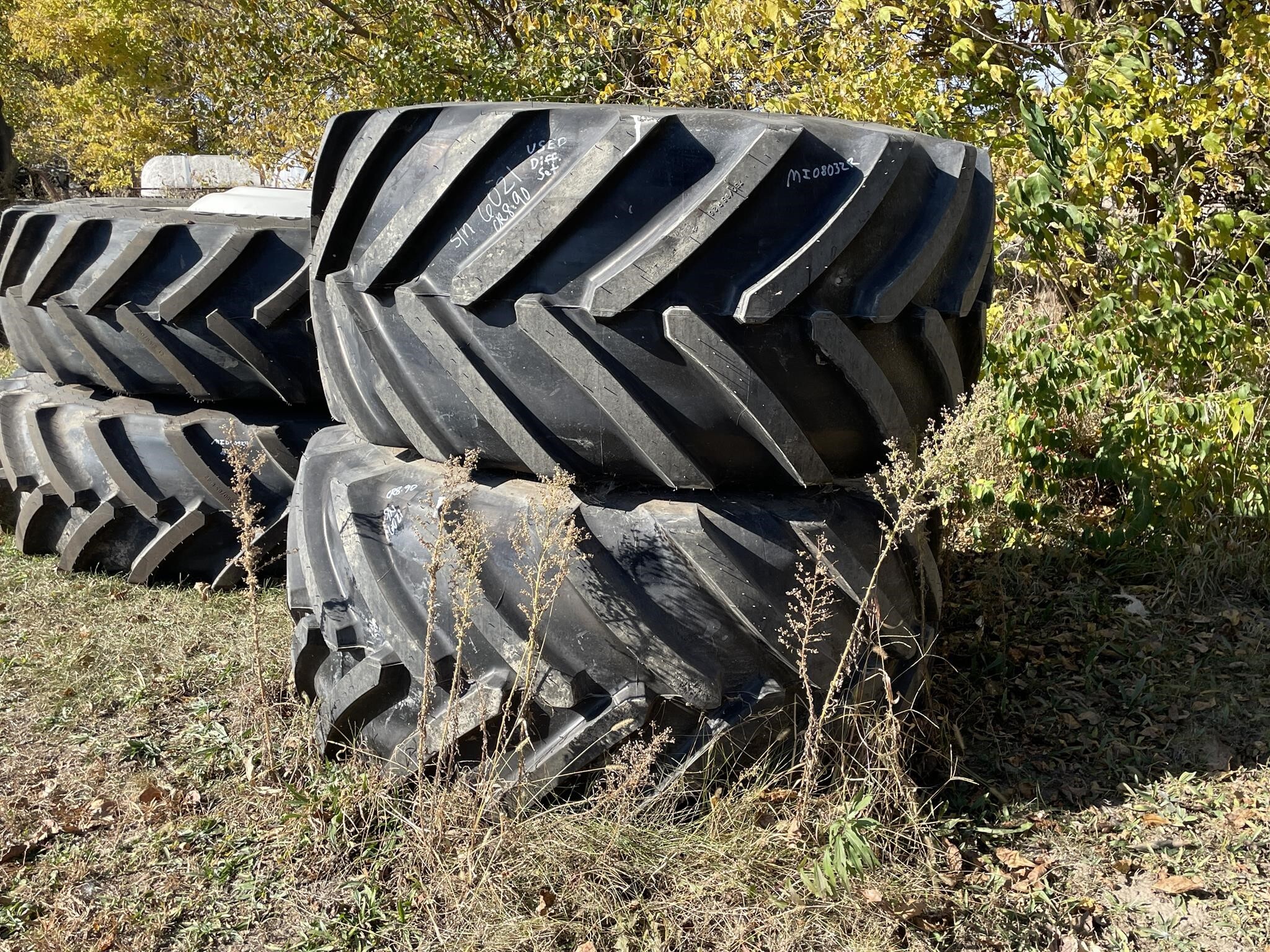  Michelin 750/65R26 Wheels / Tires / Track