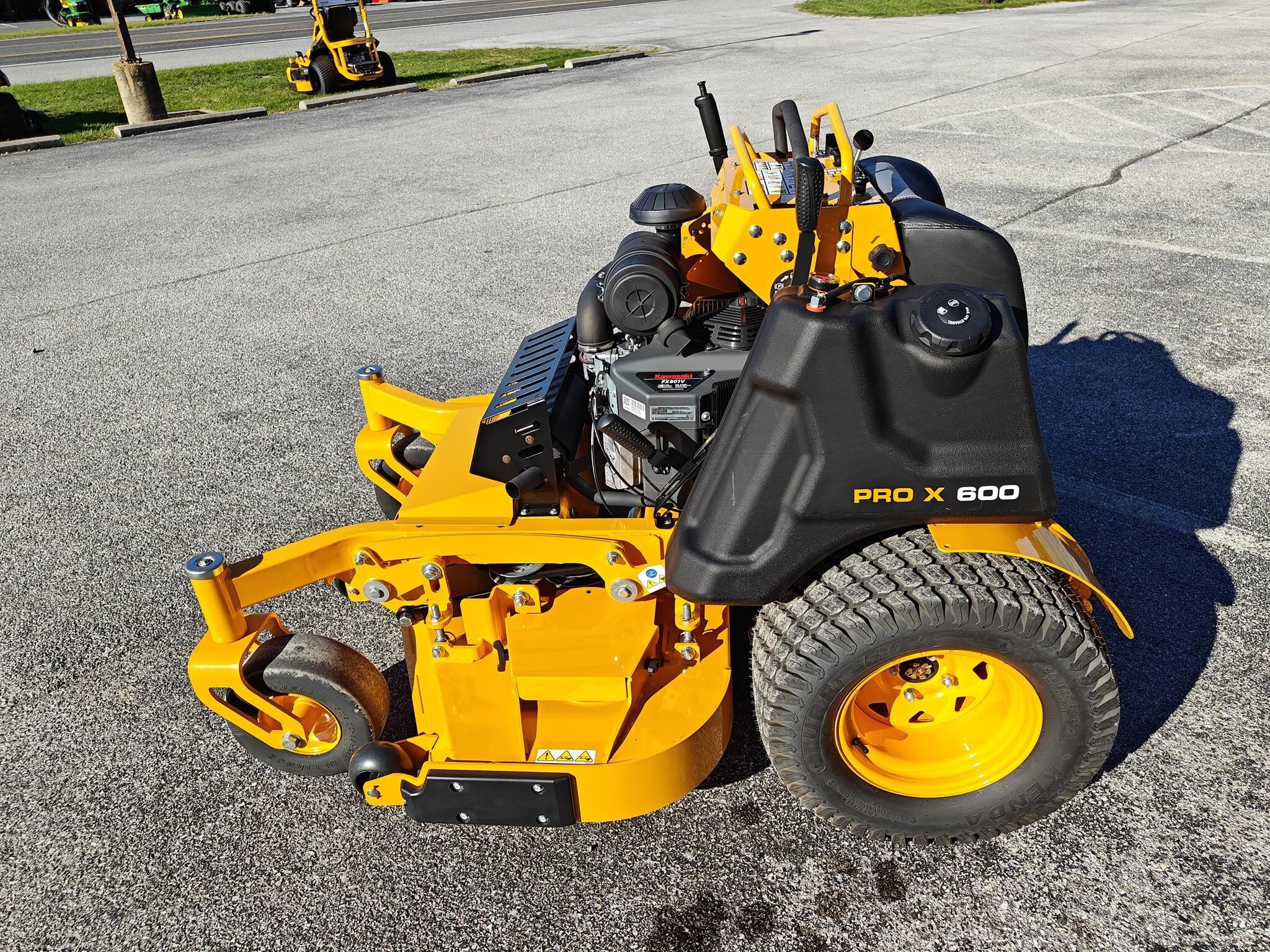 2023 Cub Cadet PRO X 654 Lawn Mower