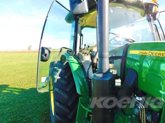 2022 John Deere 6120E Tractor