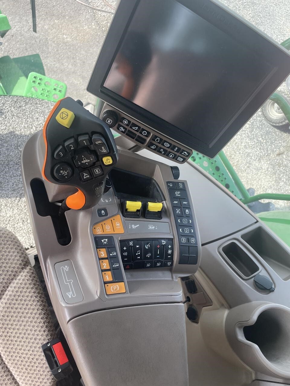 2022 John Deere S770 Combine