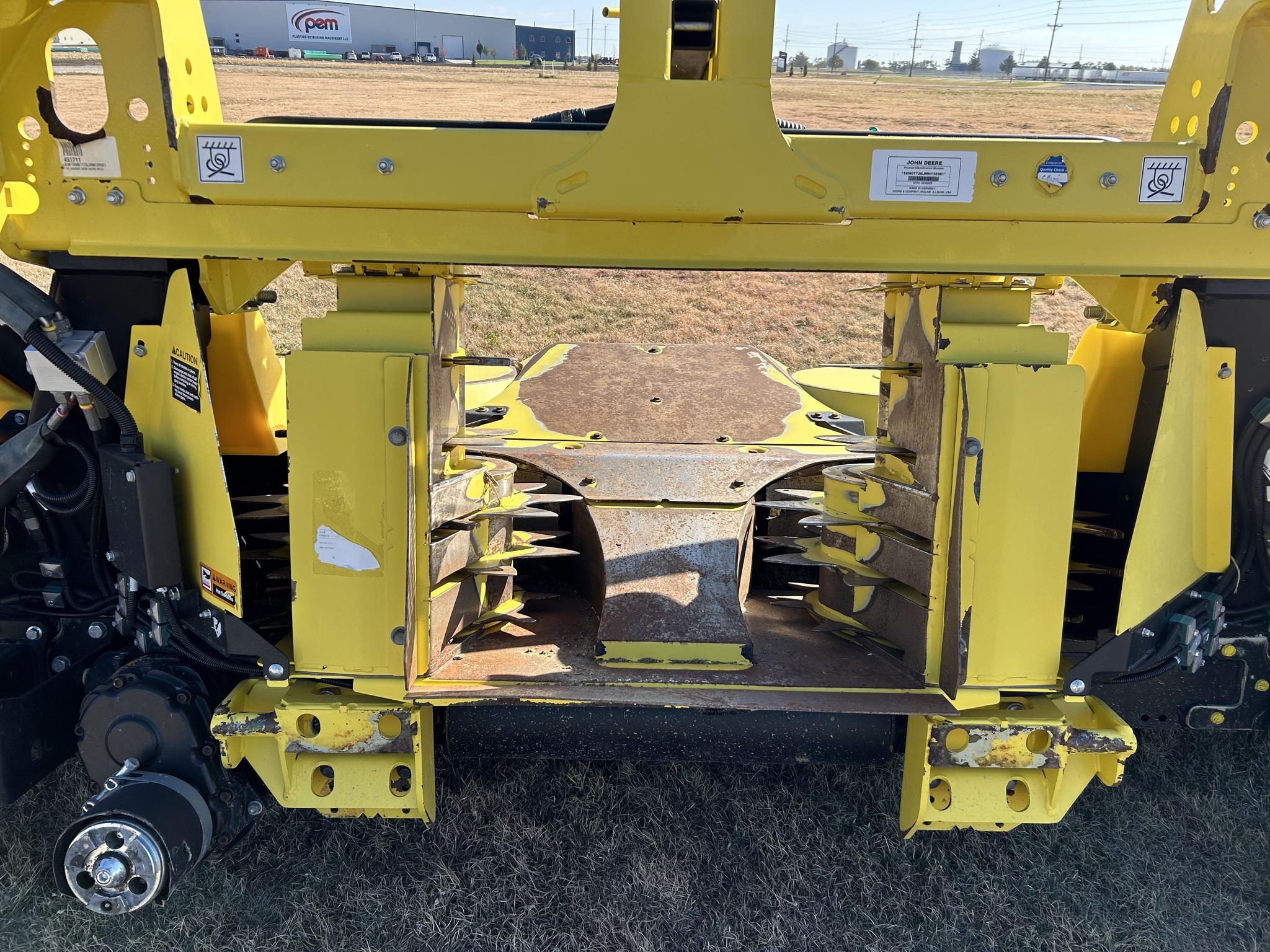 2022 John Deere 772 Corn Head