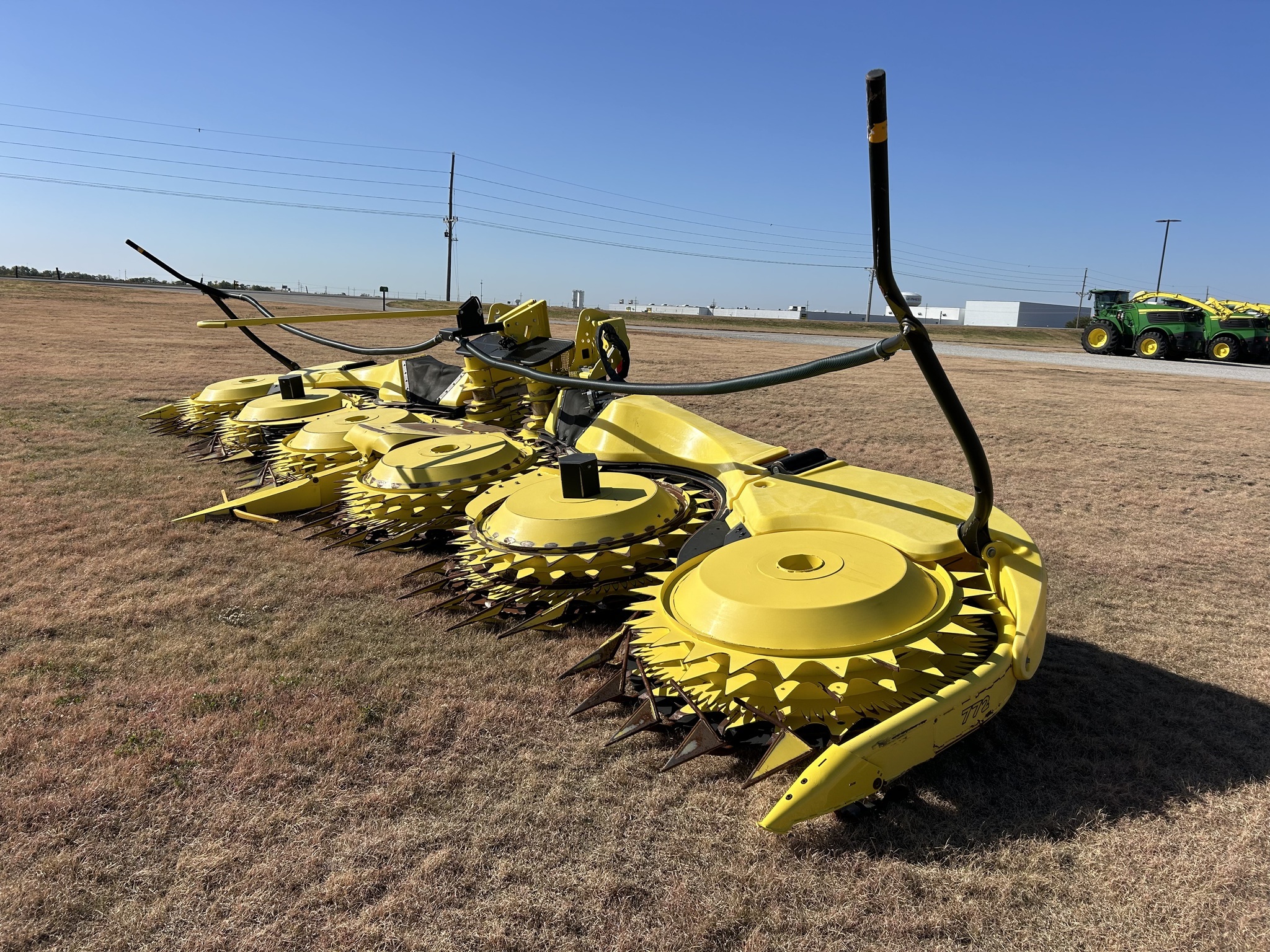 2022 John Deere 772 Corn Head