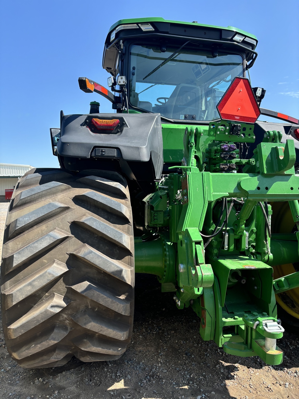 2023 John Deere 9RT 570 Tractor
