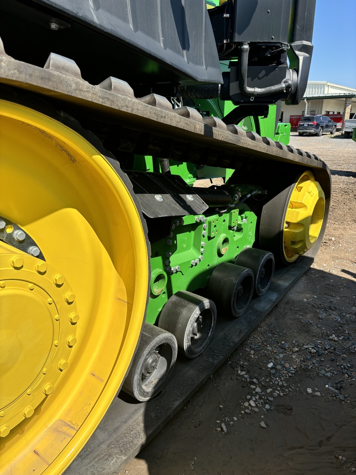 2023 John Deere 9RT 570 Tractor