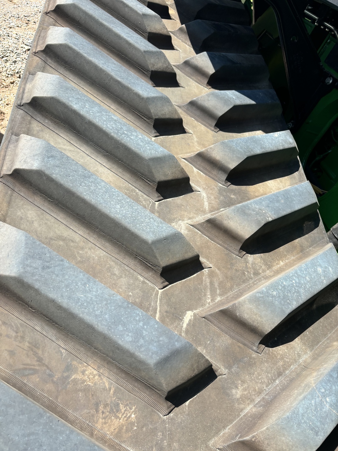 2023 John Deere 9RT 570 Tractor