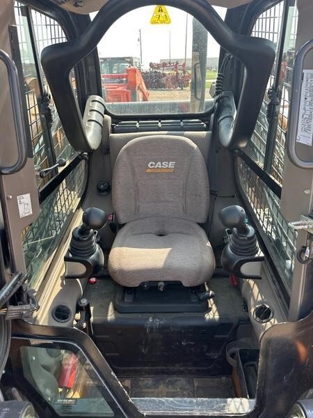 2014 Case TV380 Skid Steer
