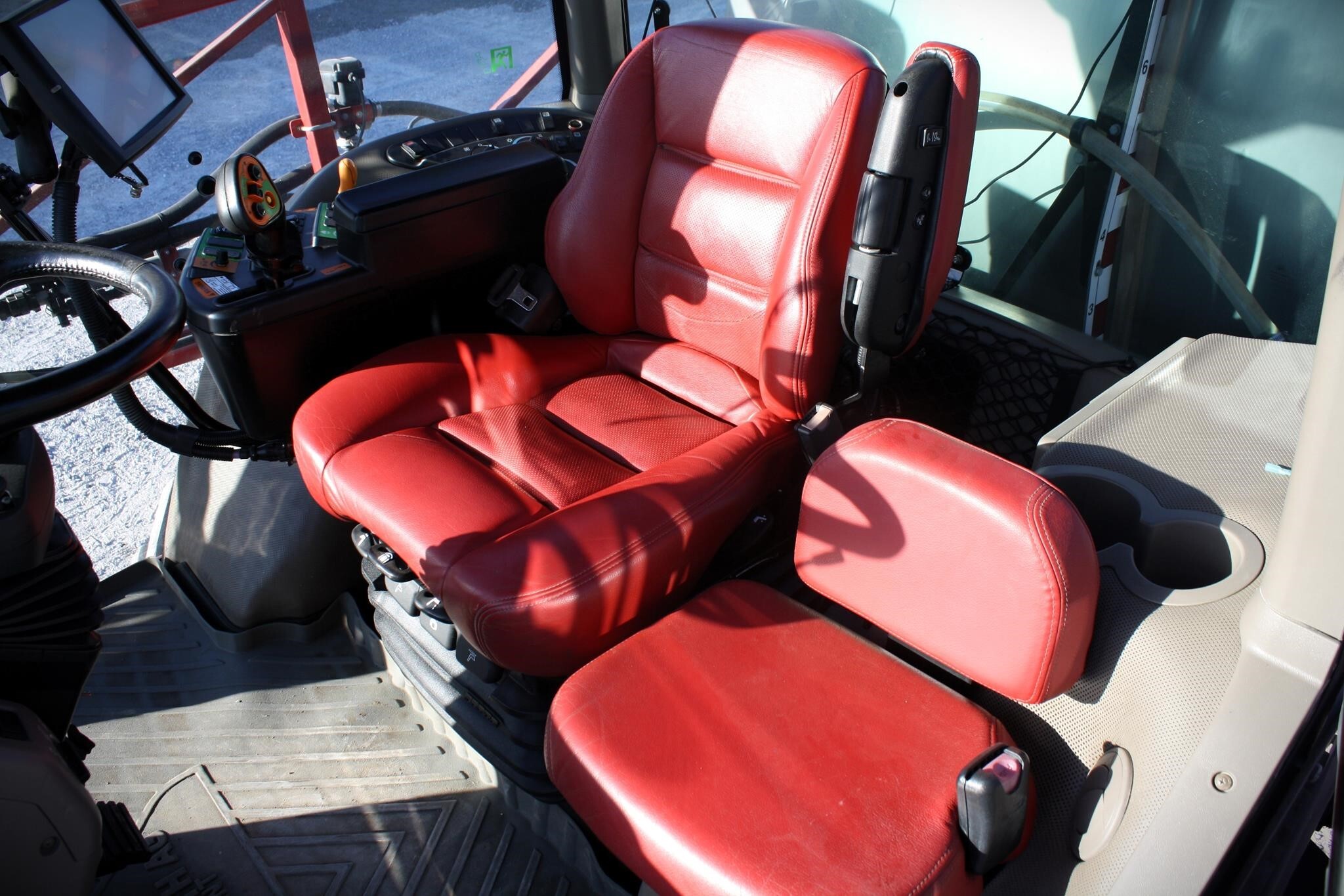 2019 Case IH Patriot 3240 Self-Propelled Sprayer