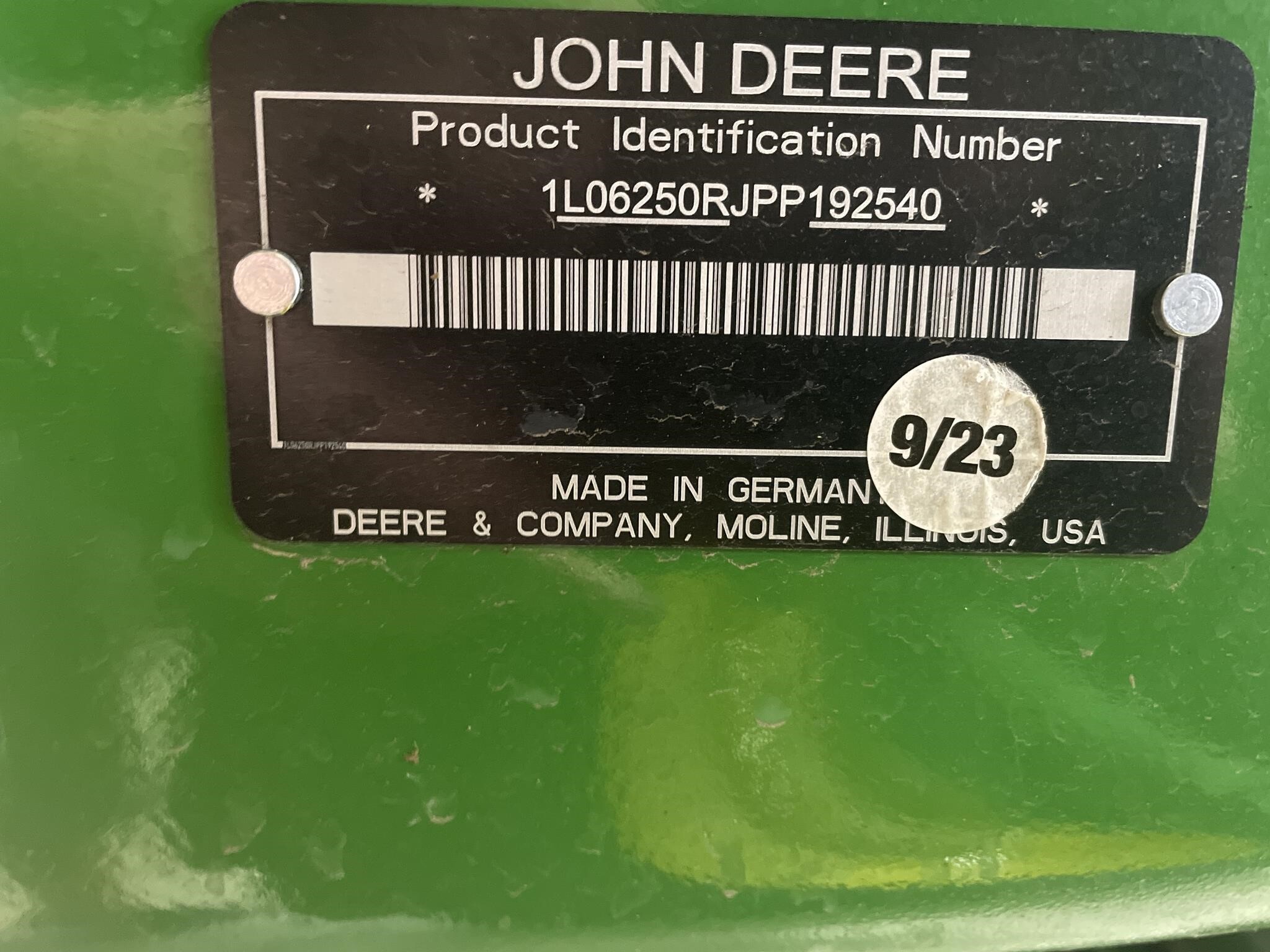 2023 John Deere 6R 250 Tractor