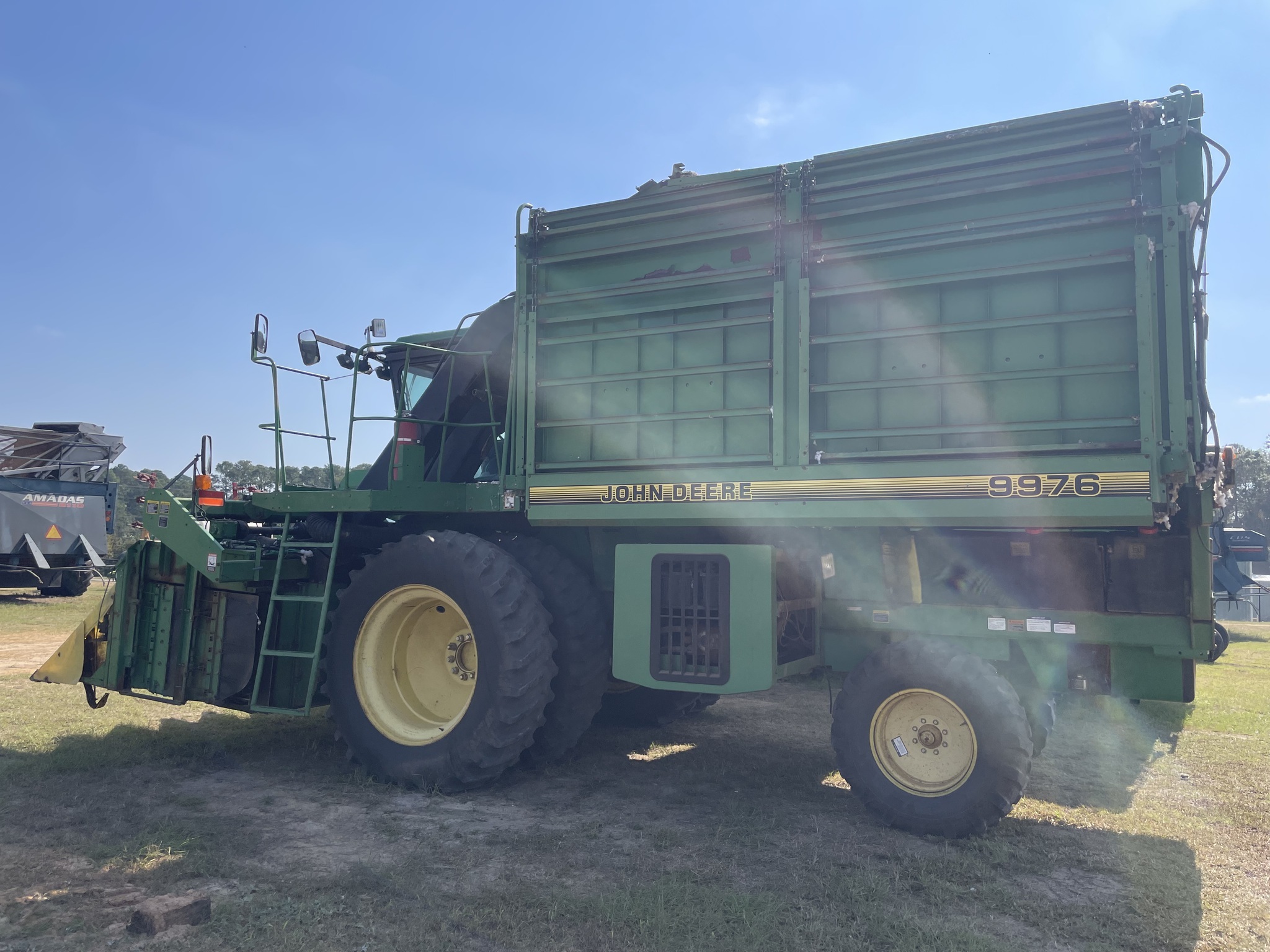 2000 John Deere 9976 Cotton Equipment