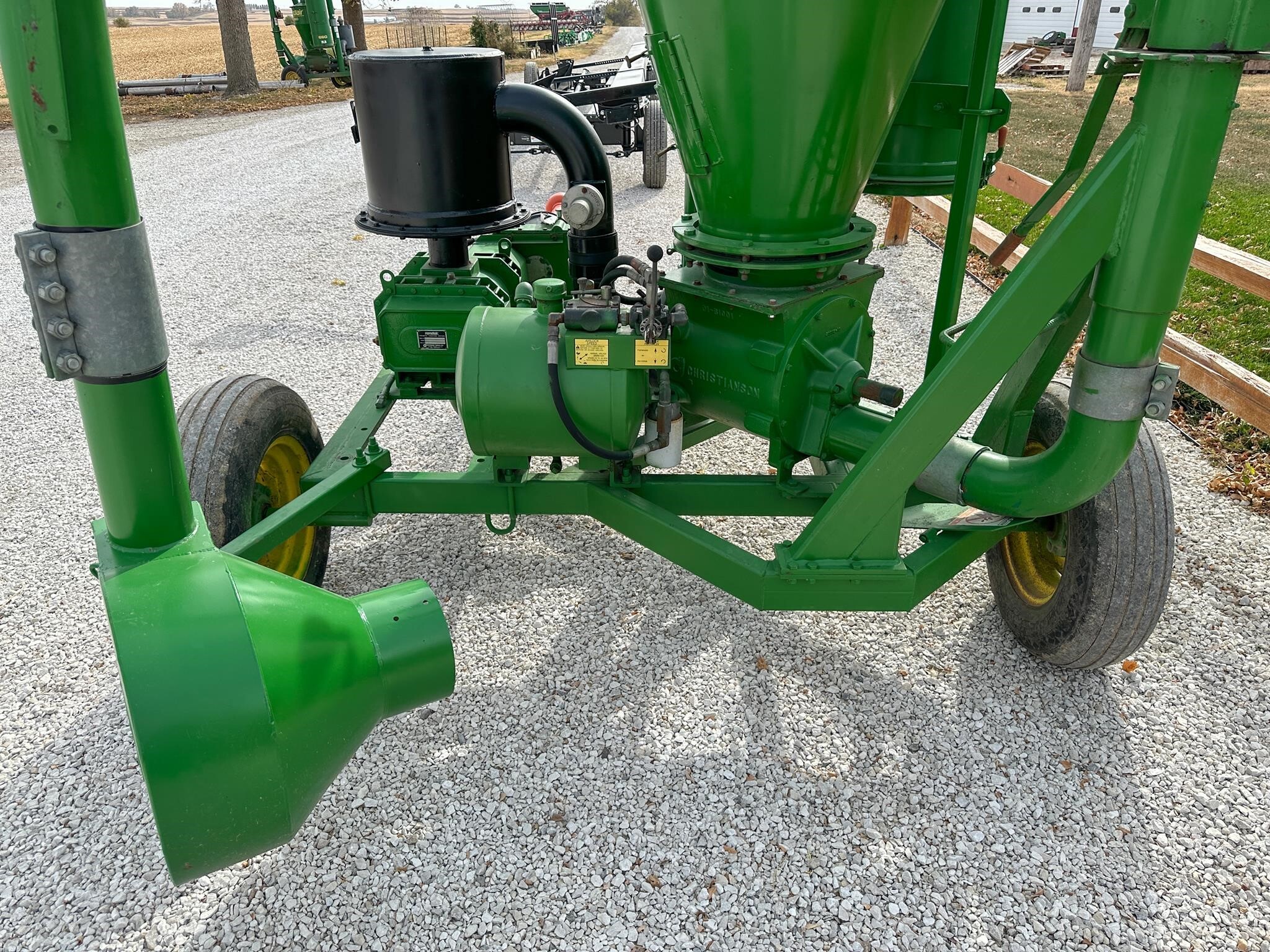  Handlair 555 Grain Vac