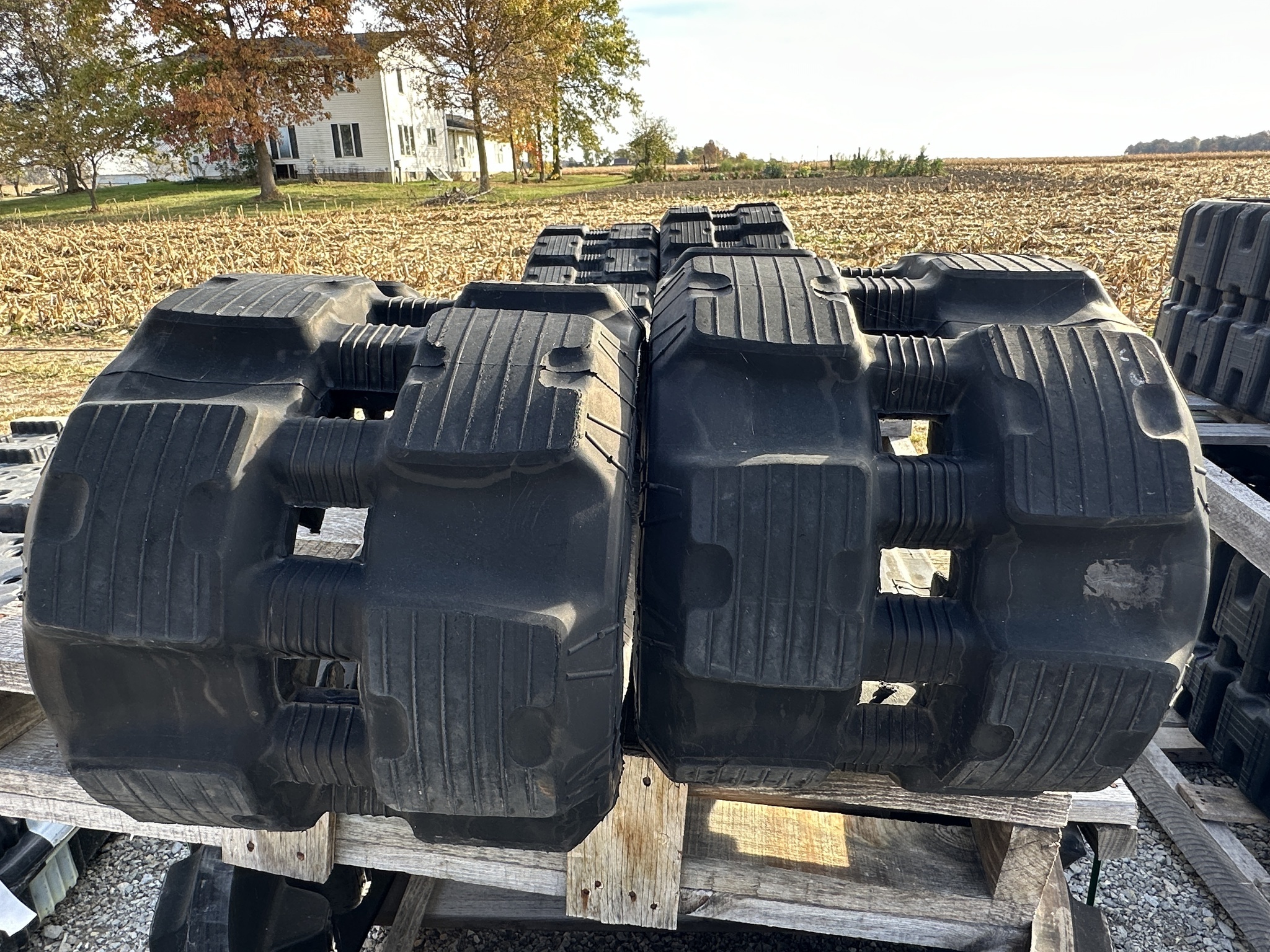  Deere 325G Skid Steer