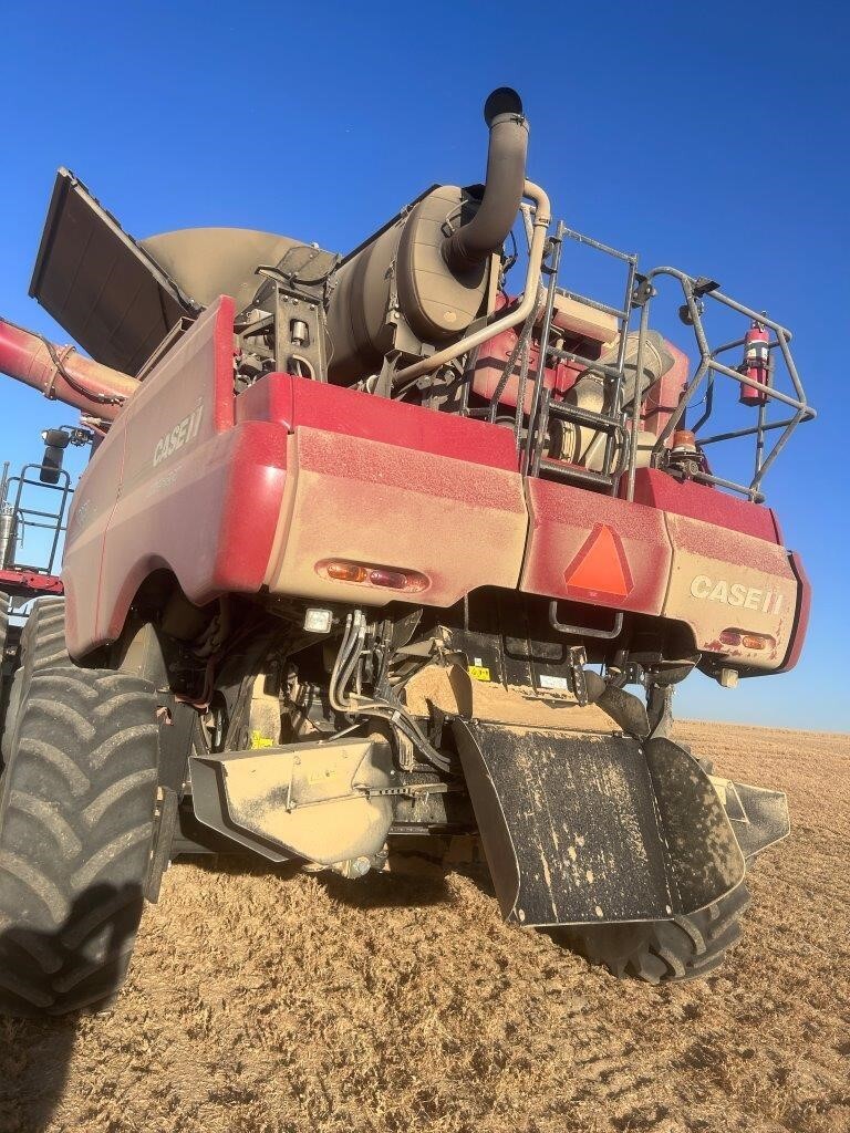 2021 Case IH 8250 Combine