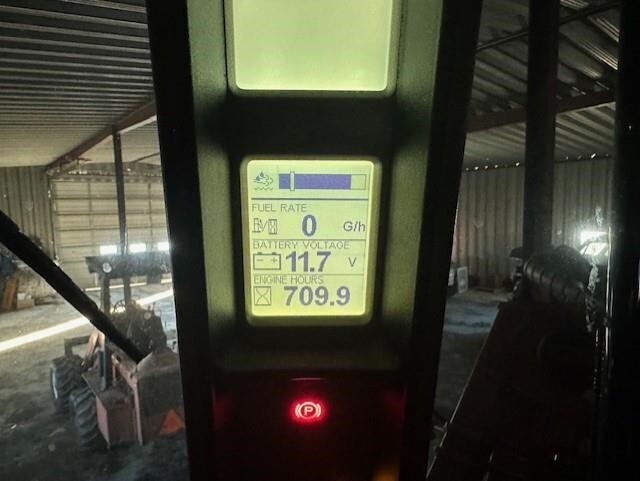 2021 Case IH Patriot 3340 Self-Propelled Sprayer