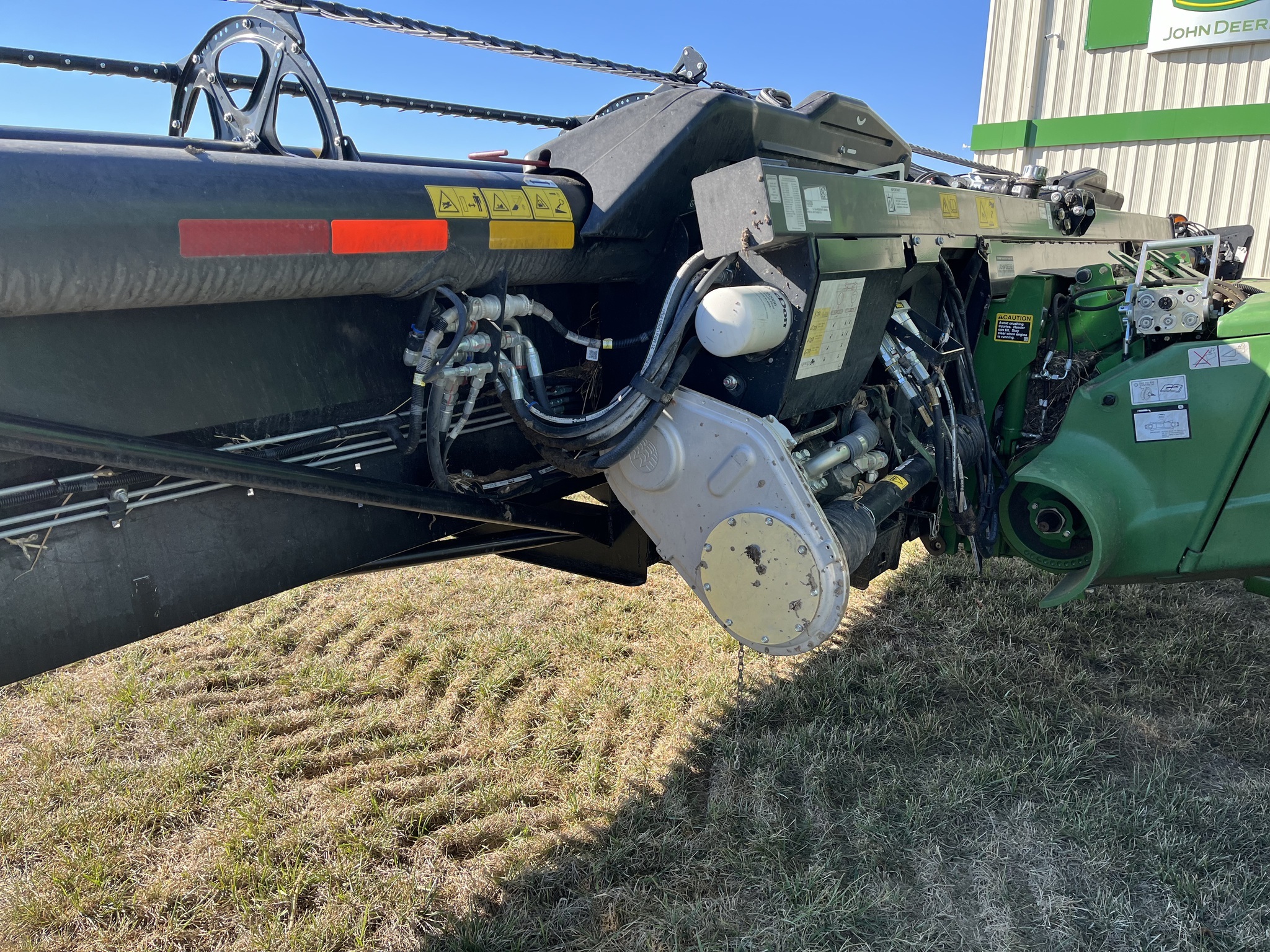 2021 MacDon FD140 Platform