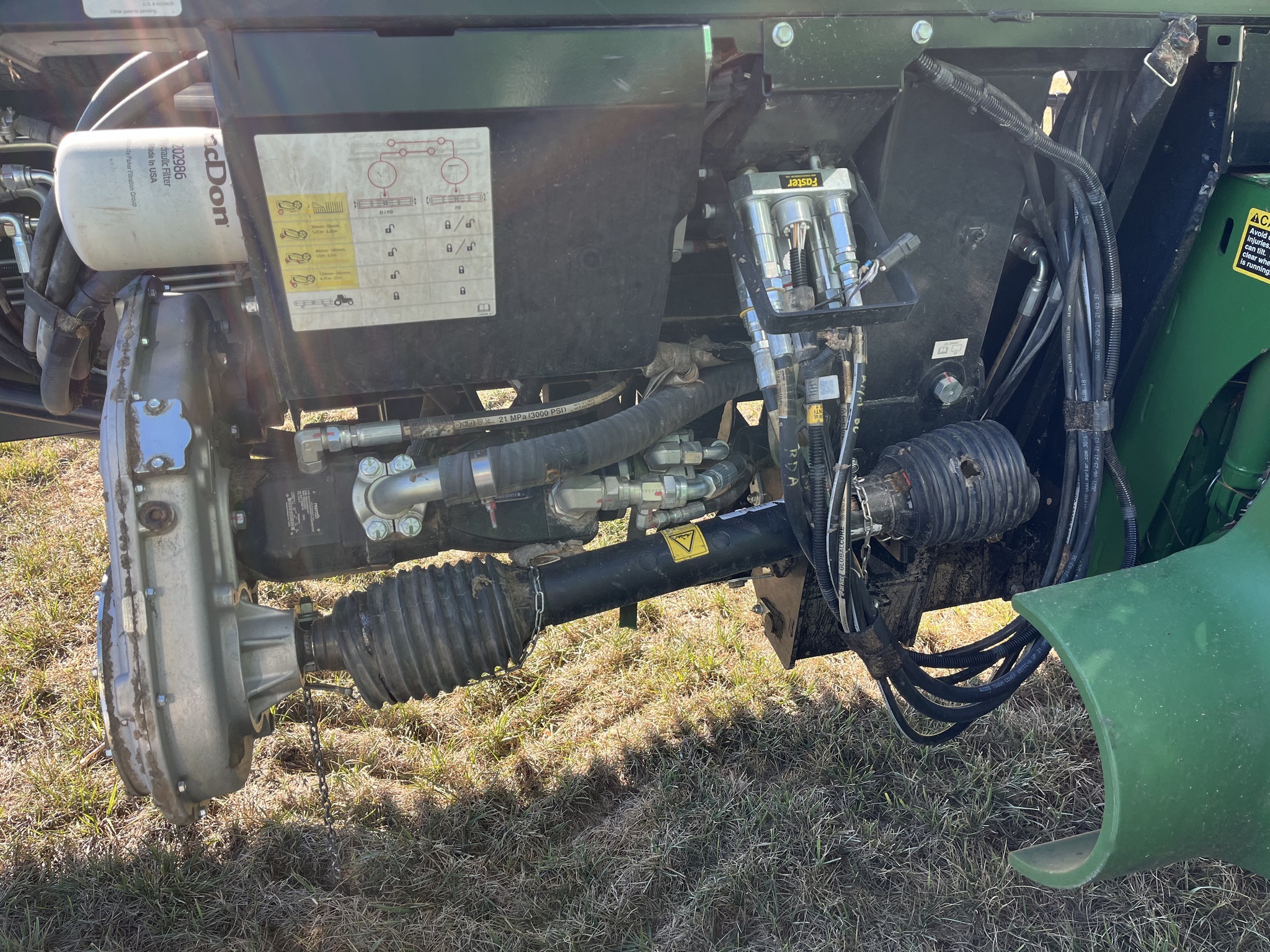 2021 MacDon FD140 Platform