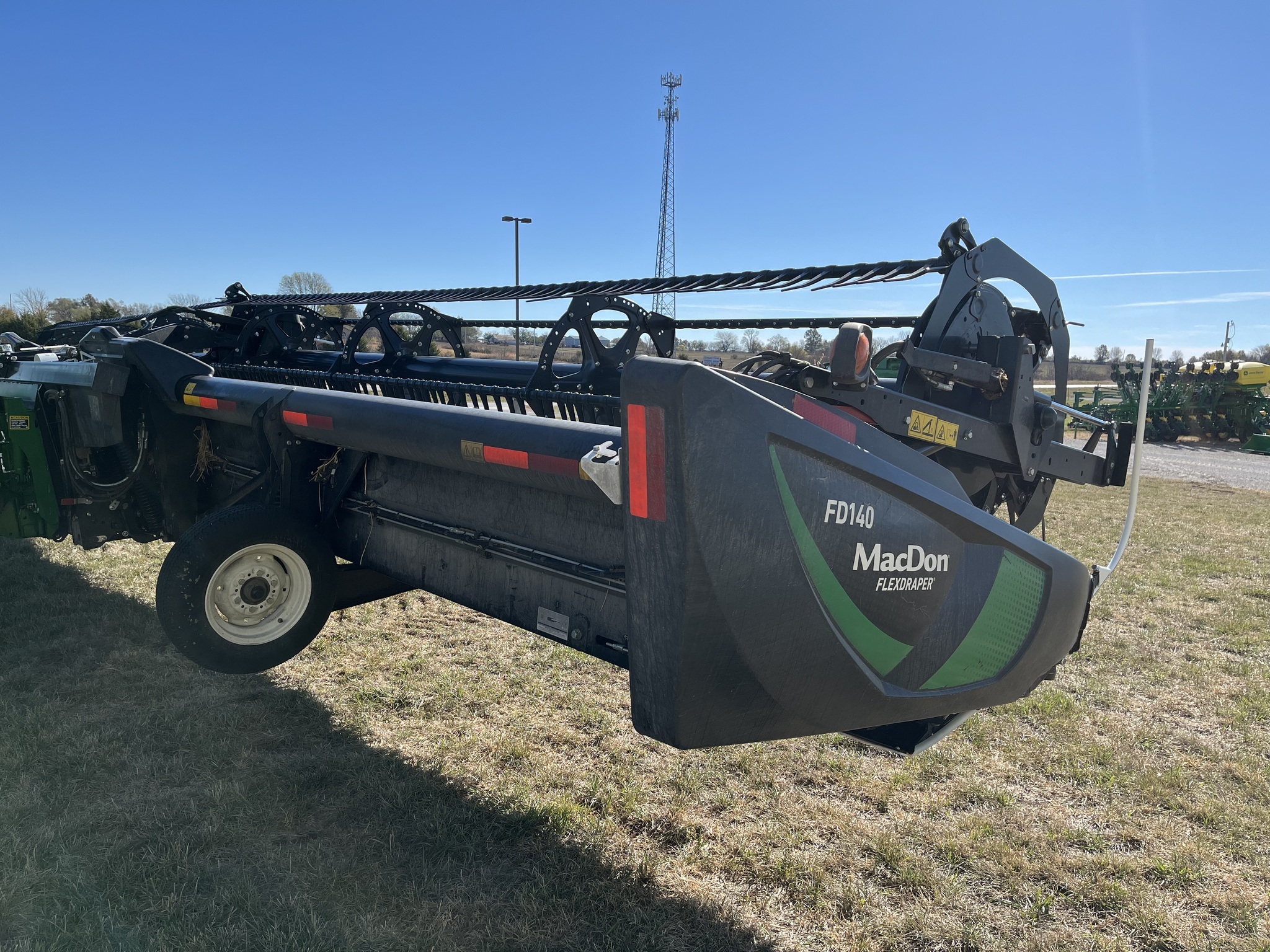 2021 MacDon FD140 Platform