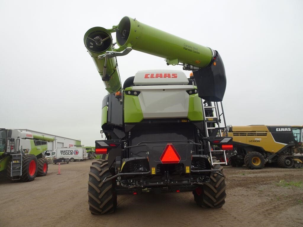 2024 Claas 8700TT Combine