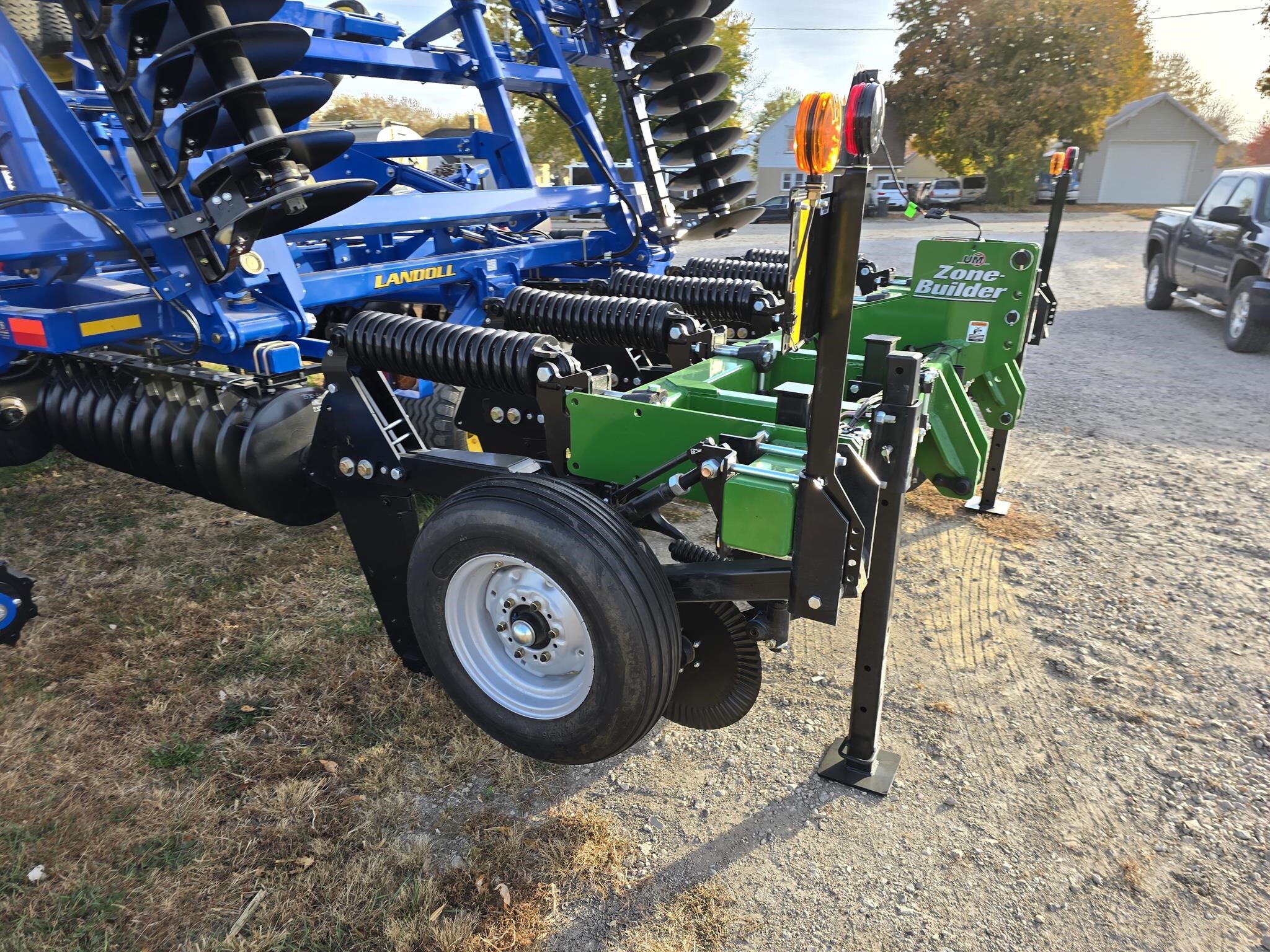  Unverferth Zonebuilder 122 Strip-Till