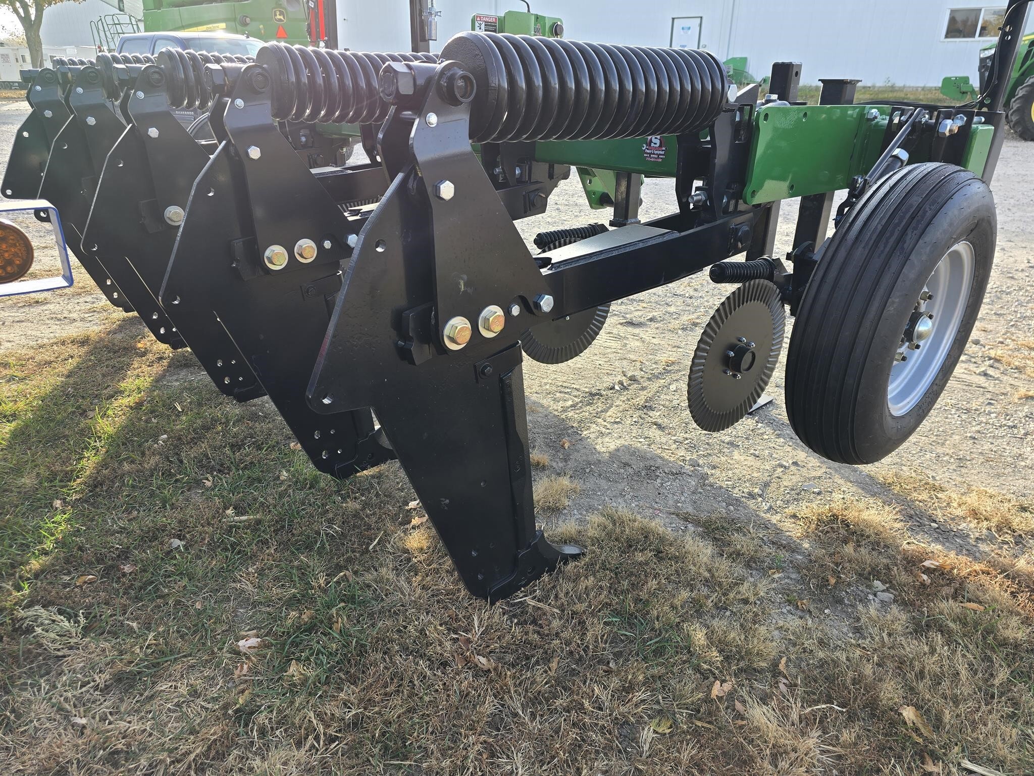 Unverferth Zonebuilder 122 Strip-Till