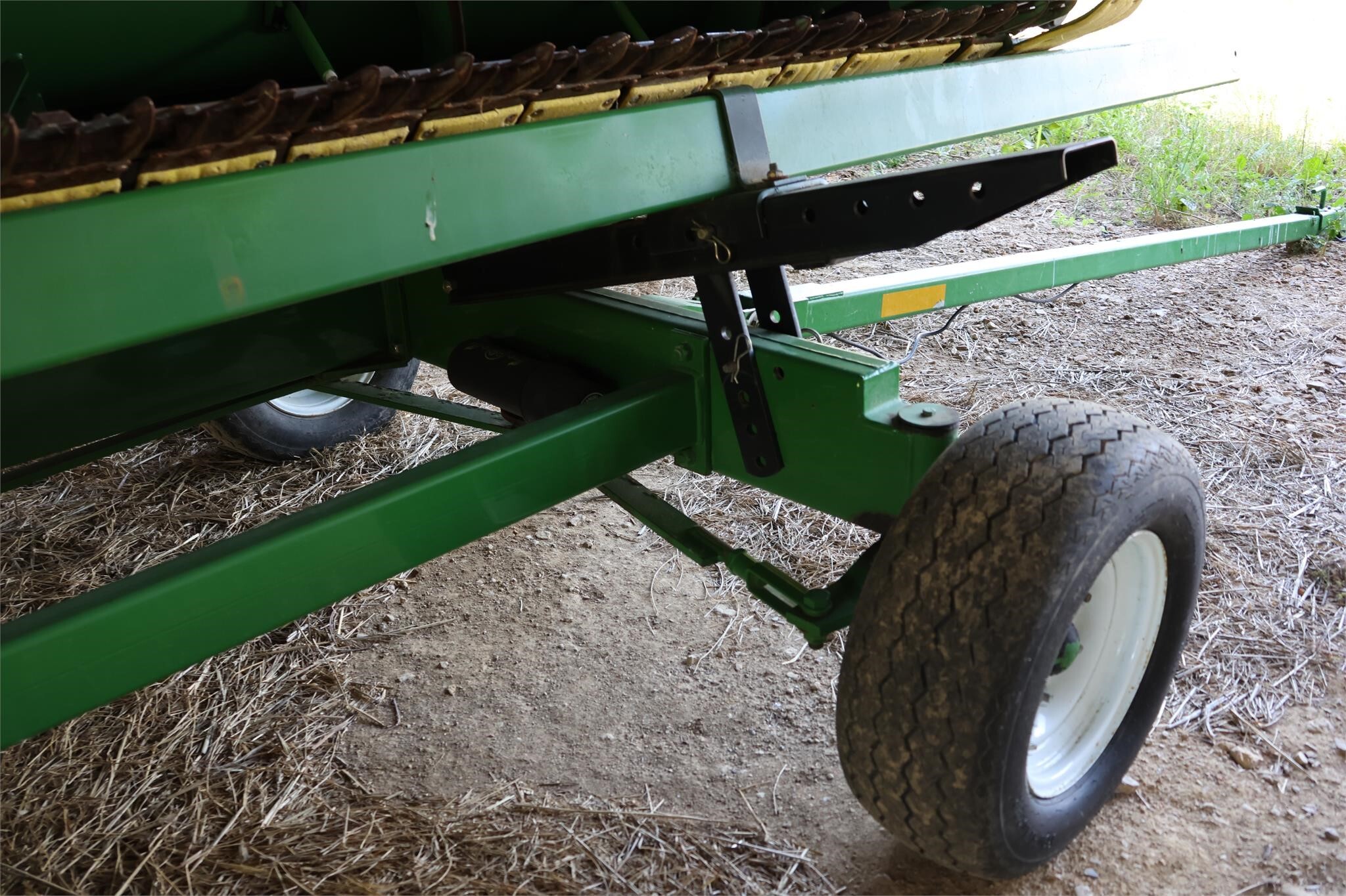 2007 Unverferth HT30 Header Trailer