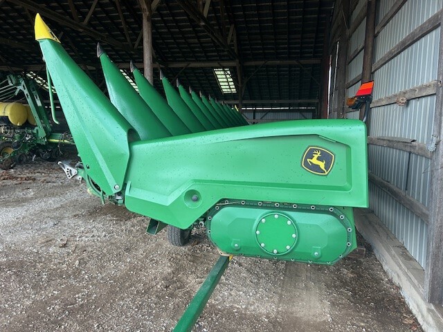 2021 John Deere C12R Corn Head