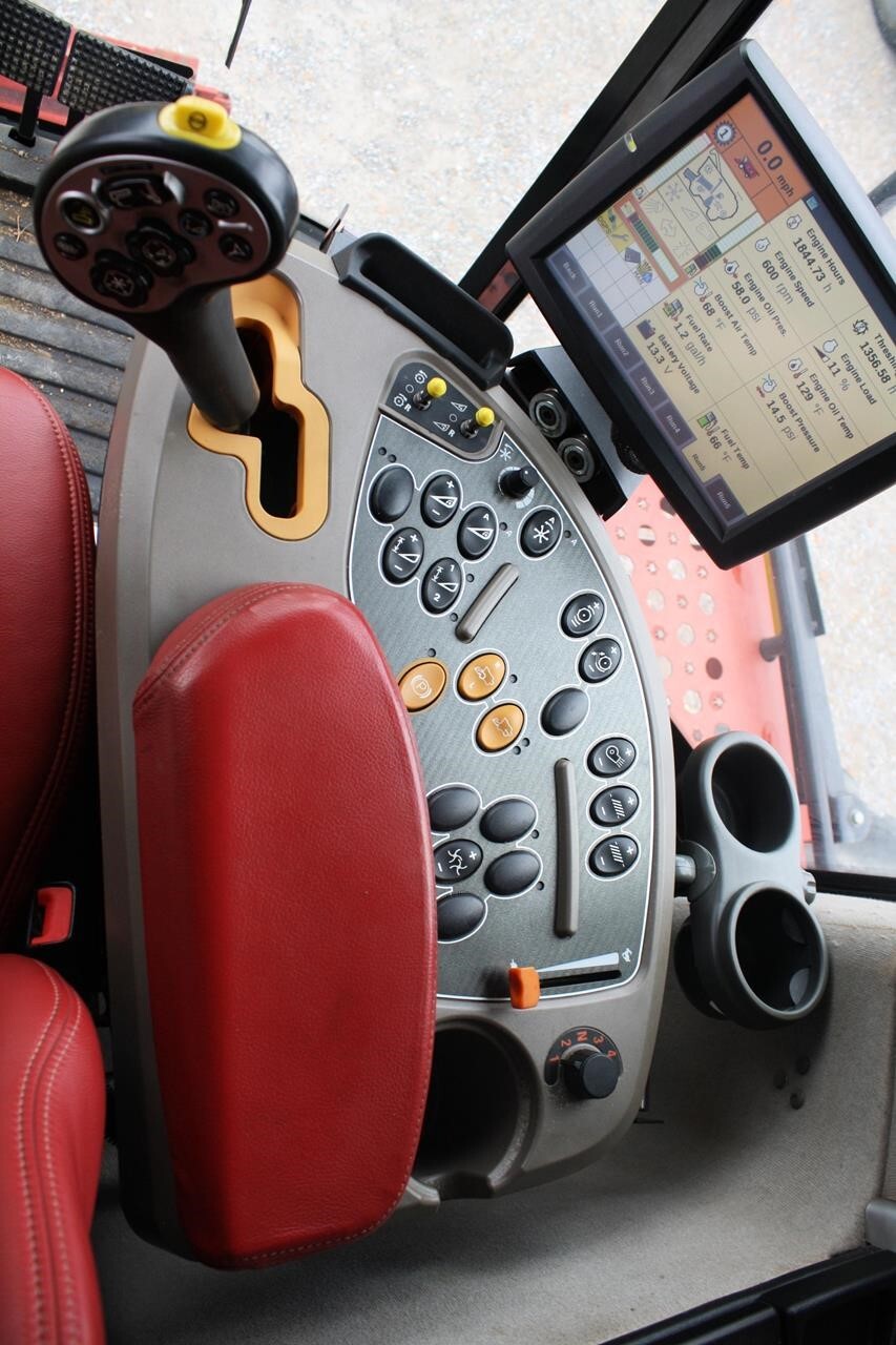 2016 Case IH 8240 Combine