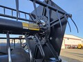 2007 Gleaner 8200 Platform