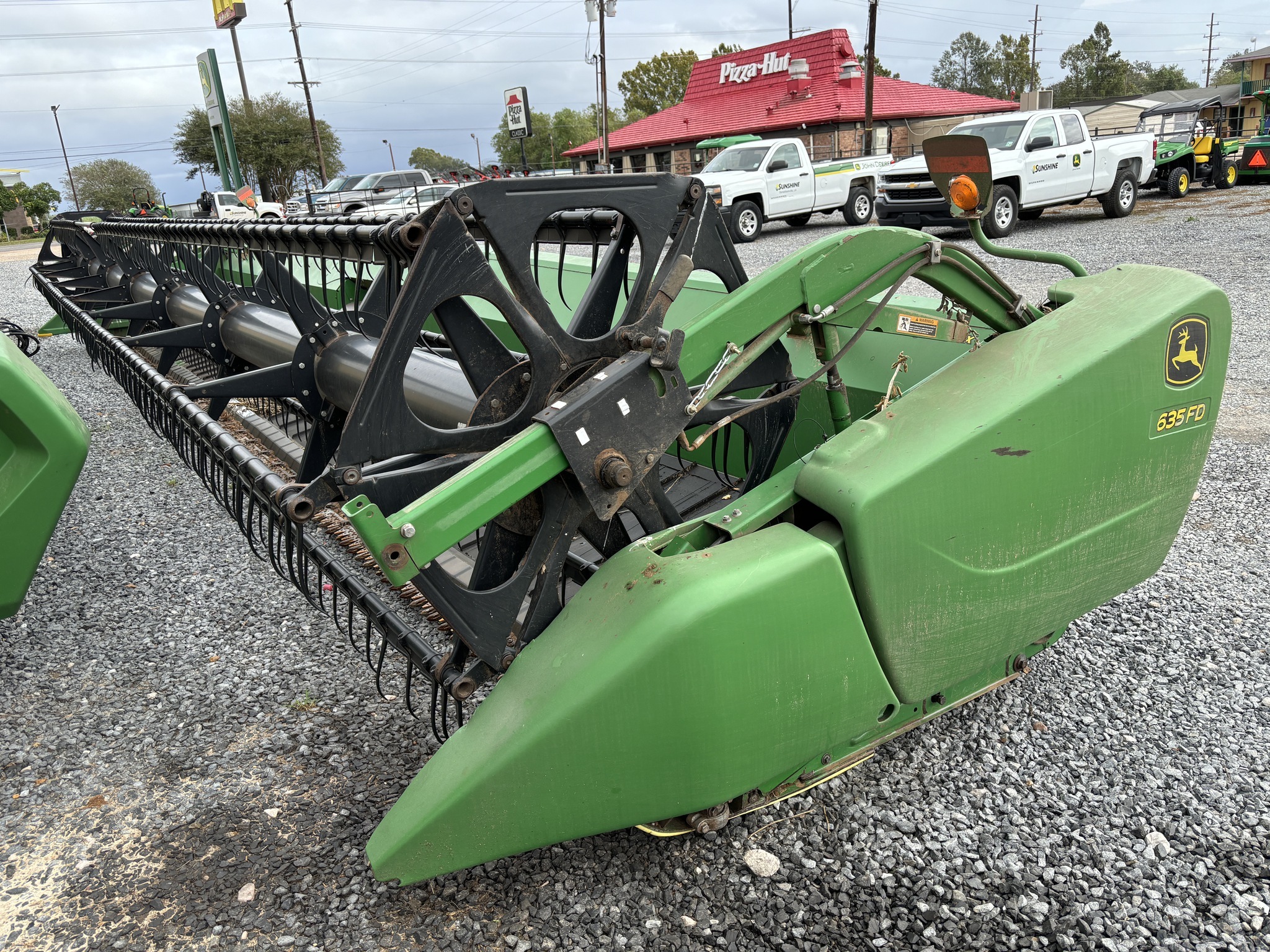 2012 John Deere 635FD Platform
