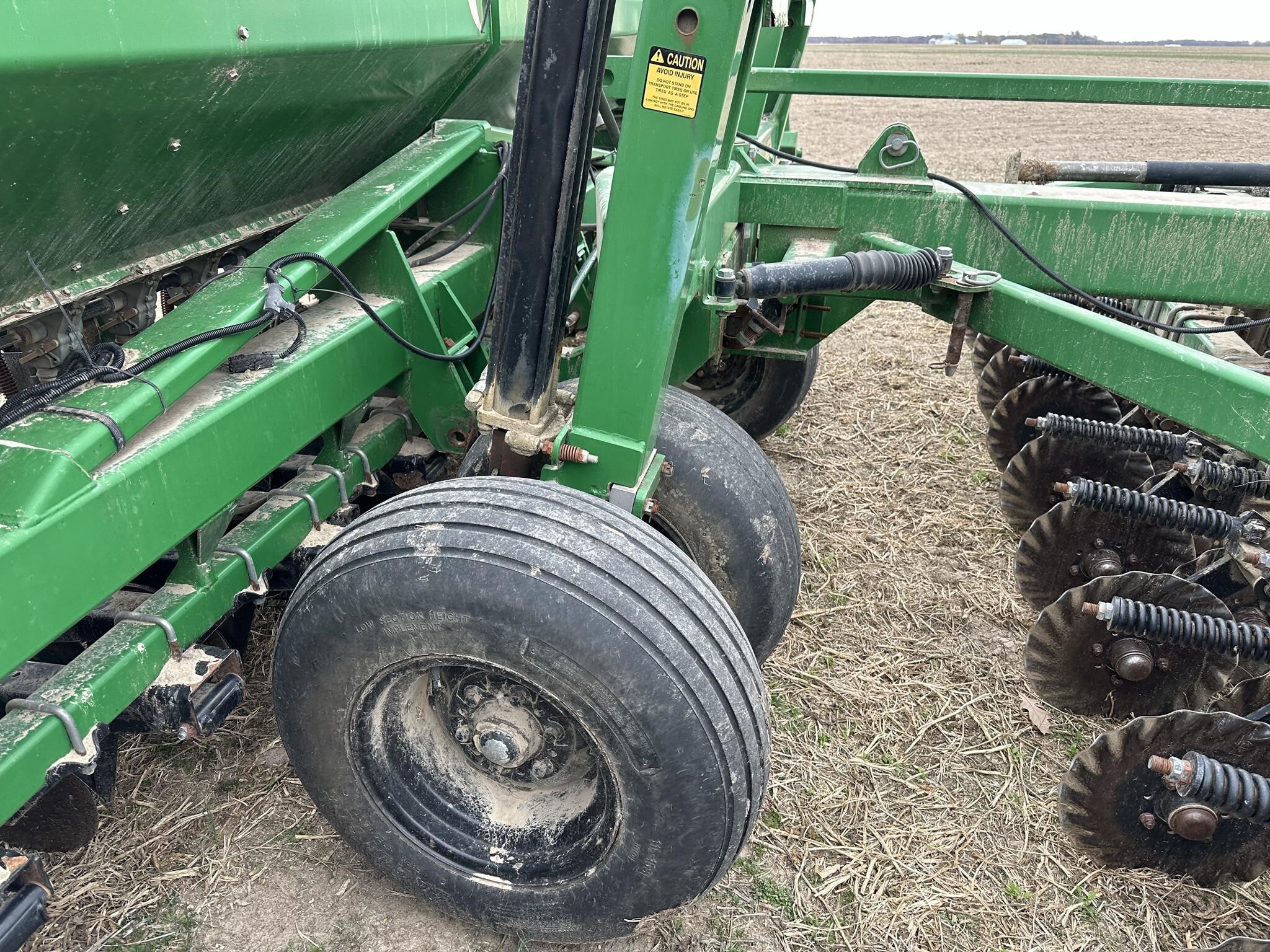  Great Plains SOLID STAND 2000 Drill