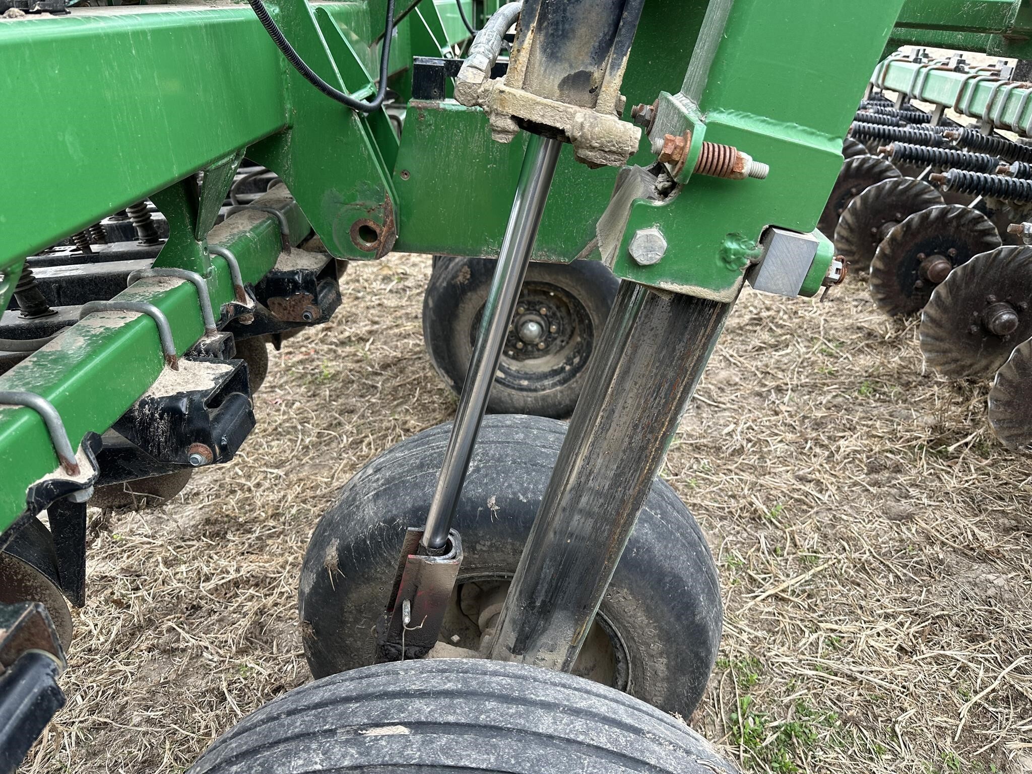  Great Plains SOLID STAND 2000 Drill