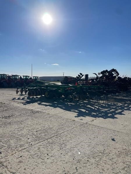 2015 John Deere 2730 Disk Chisel