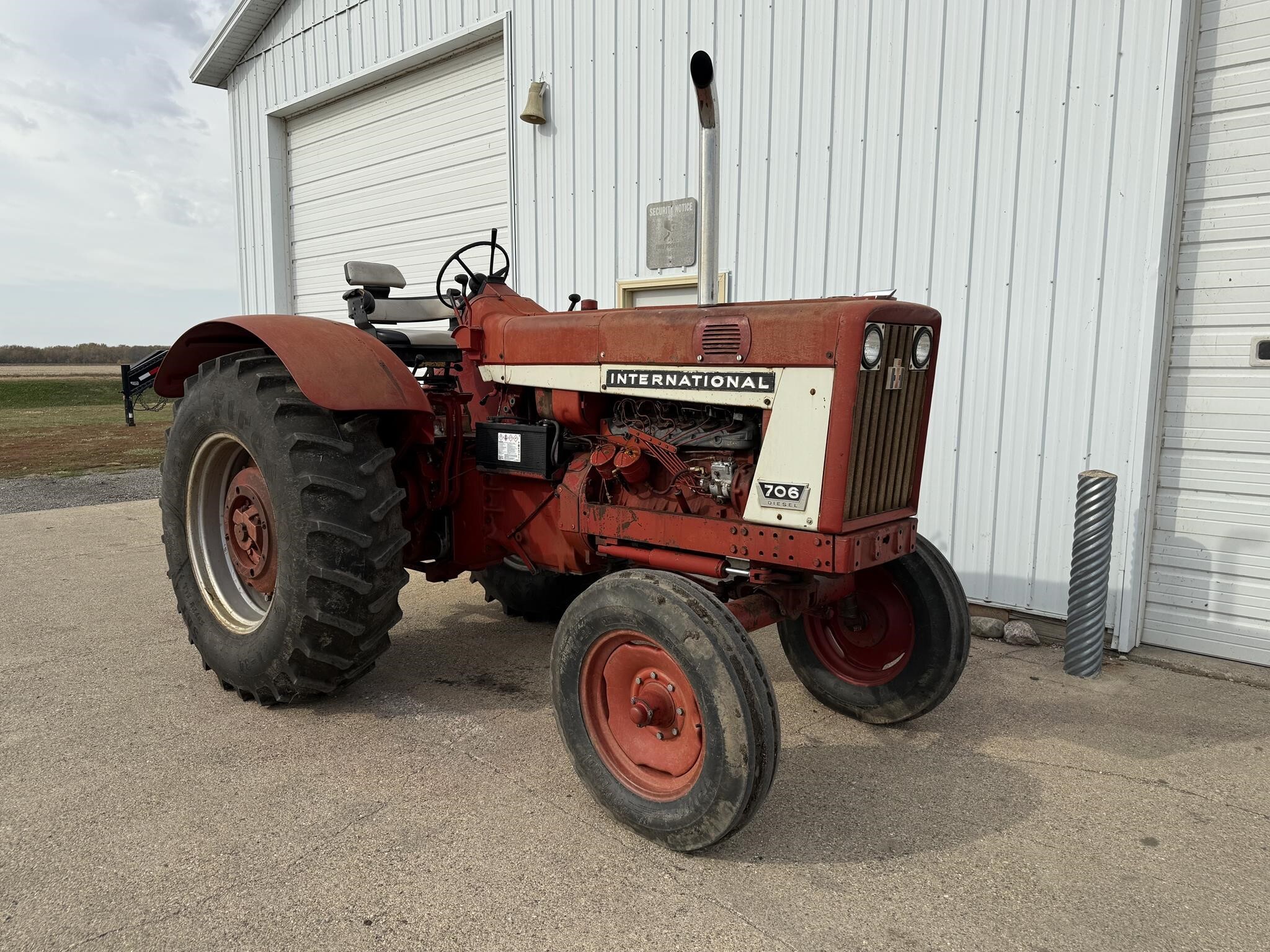 1965 International Harvester 706 Tractor
