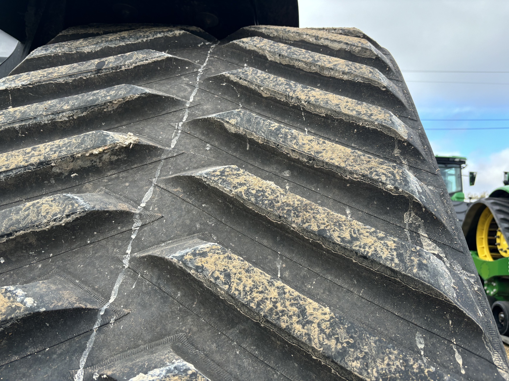 2023 John Deere 9RX 590 Tractor