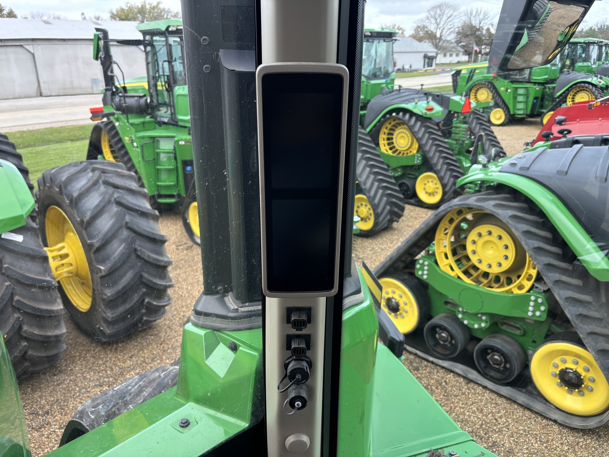 2023 John Deere 9RX 590 Tractor