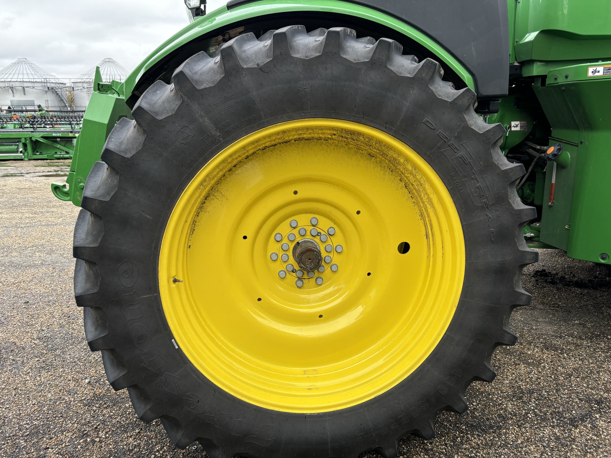 2023 John Deere 9R 440 Tractor