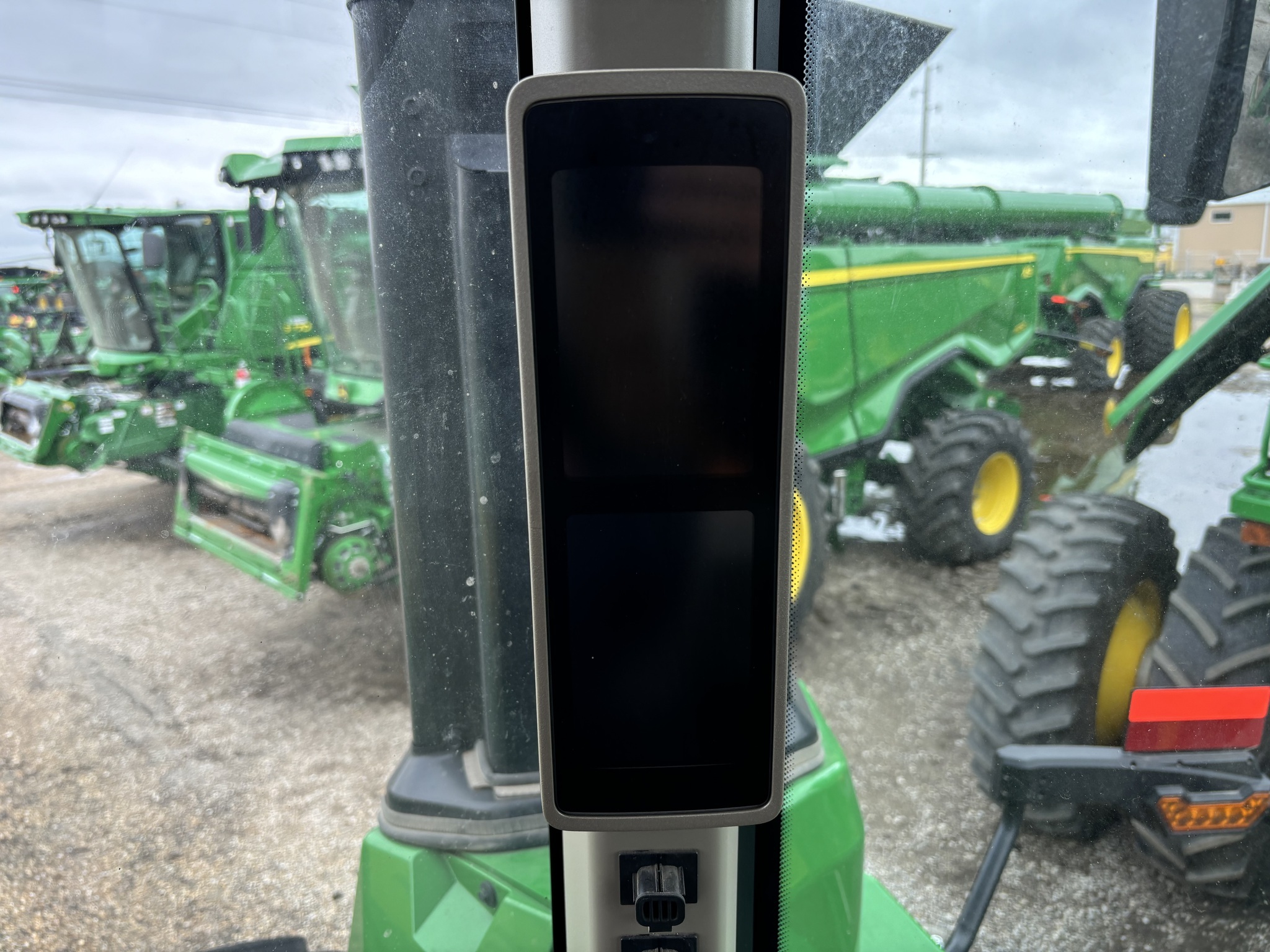 2023 John Deere 9R 440 Tractor