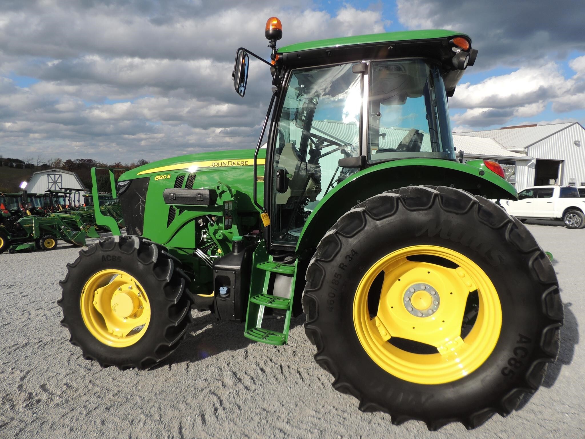 2020 John Deere 6120E Tractor