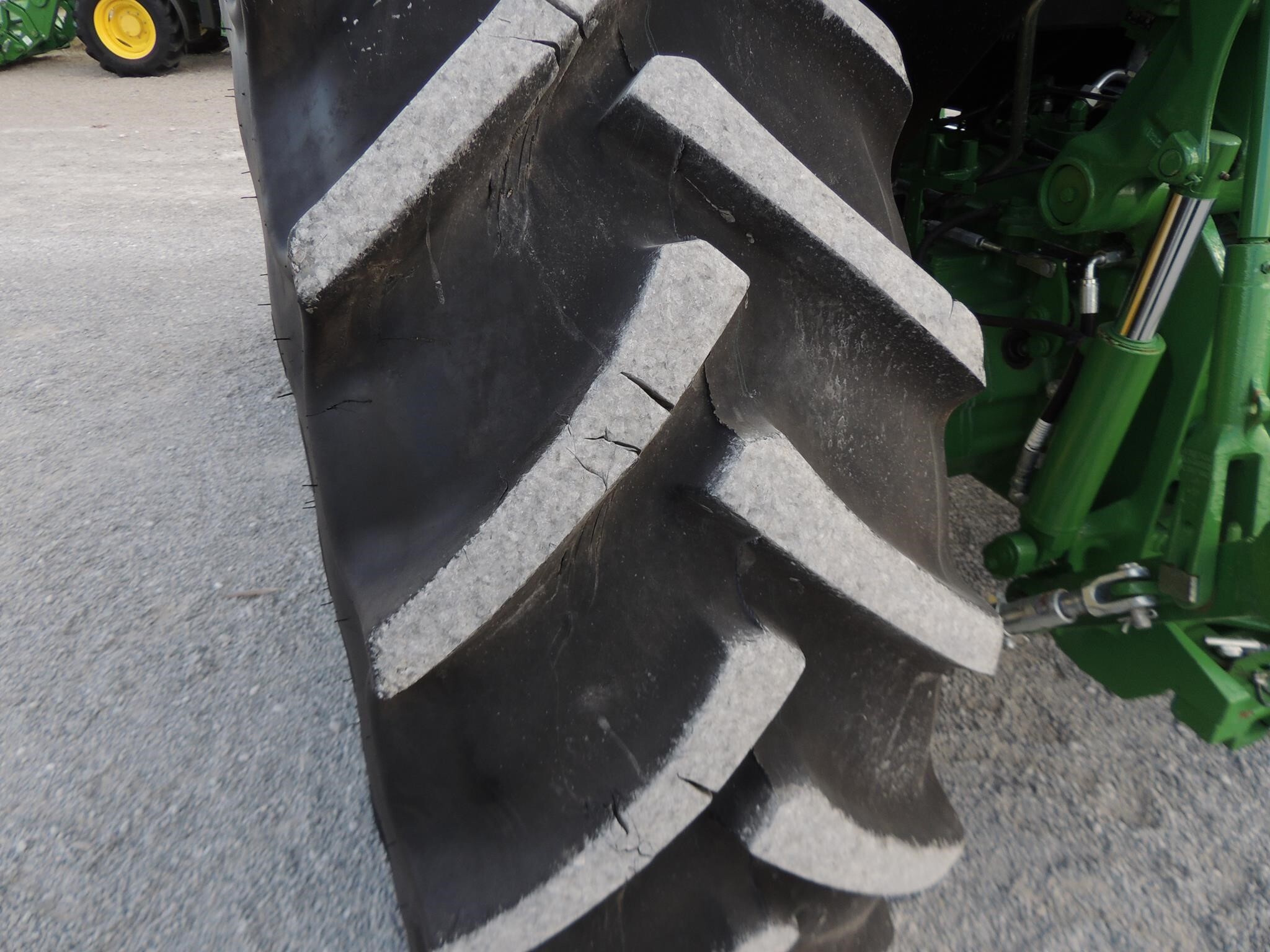 2020 John Deere 6120E Tractor