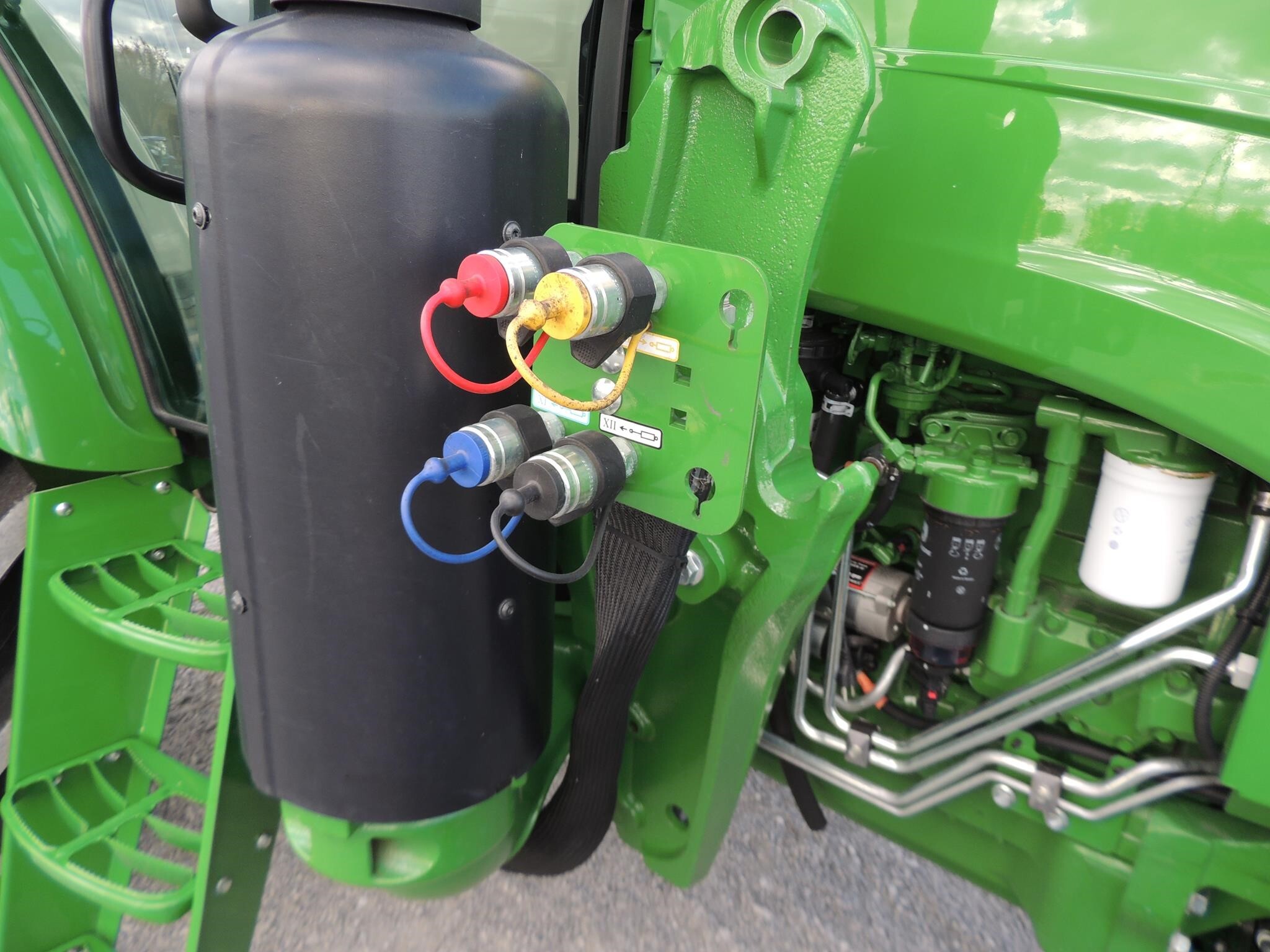 2020 John Deere 6120E Tractor