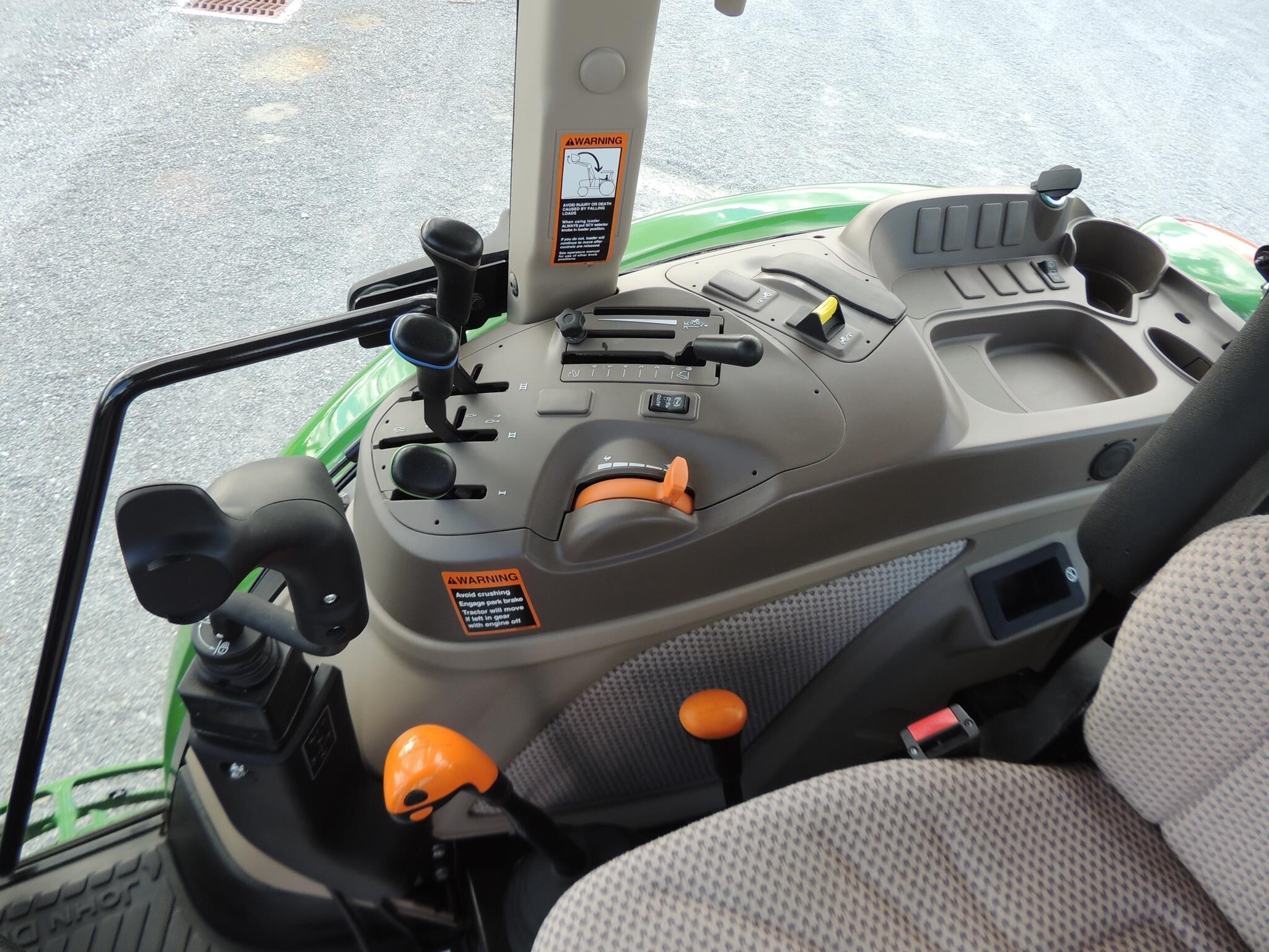 2020 John Deere 6120E Tractor