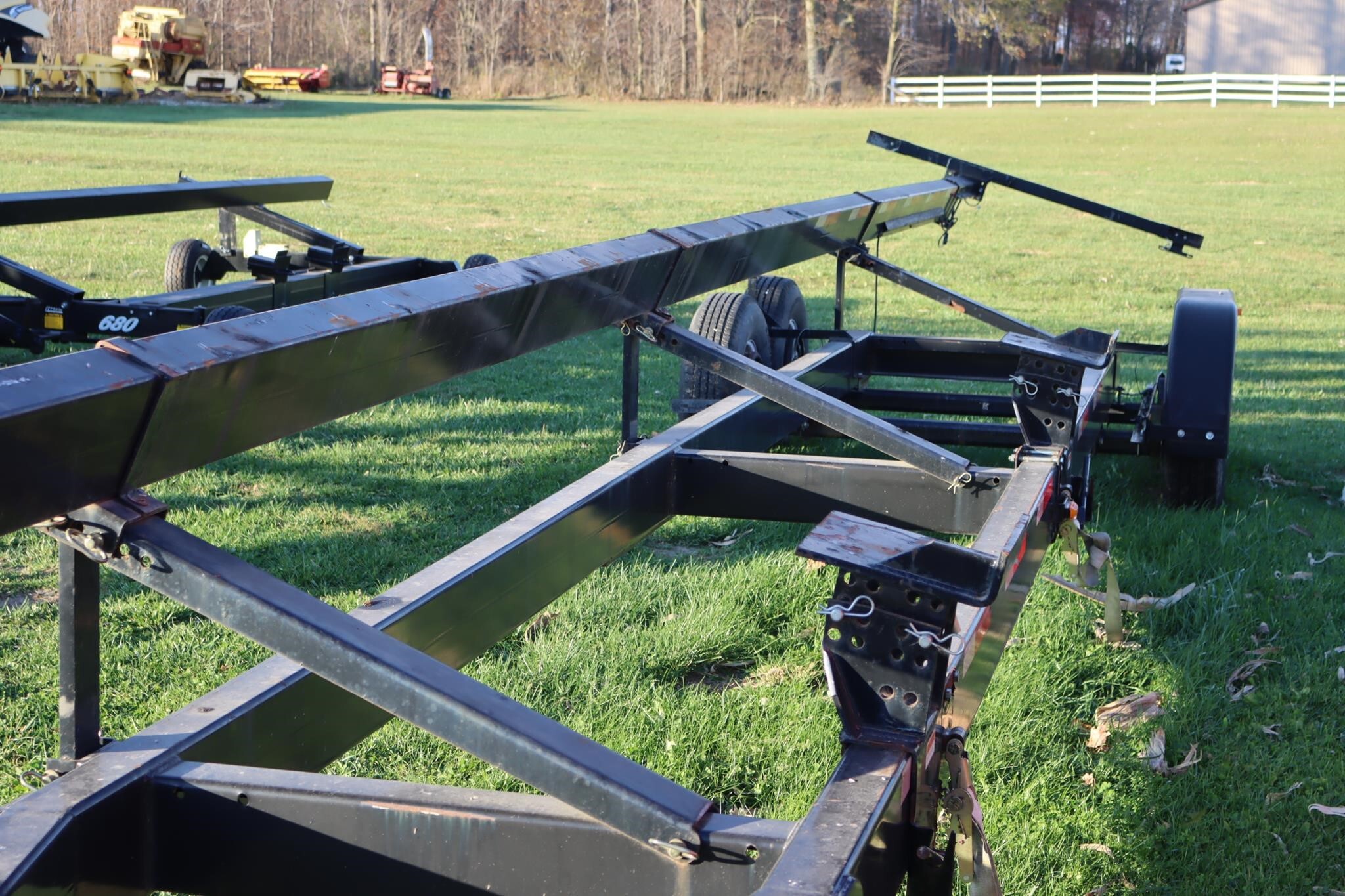 2011 J&M TB6000A-38 Header Trailer
